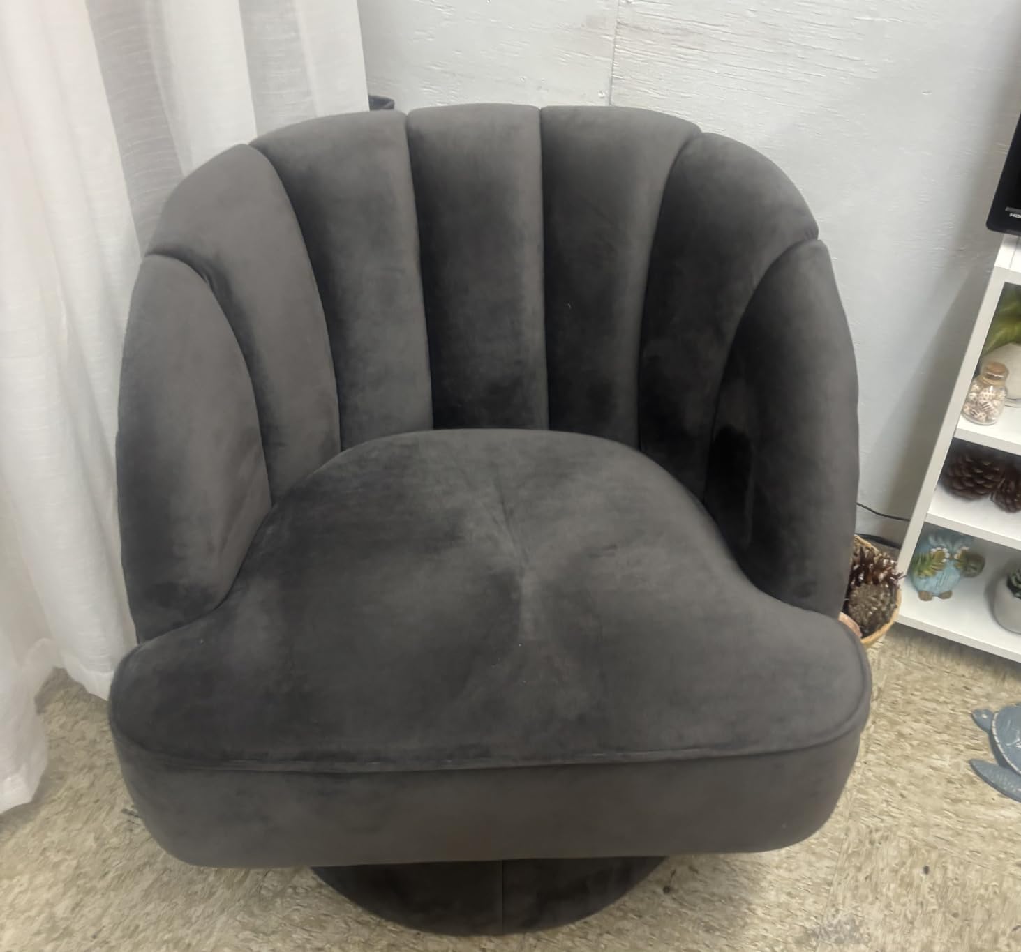 GarveeHome Modern Swivel Barrel Accent Chair, 360° Teddy Fabric Upholstered Armchair with Striped Backrest & Plush Padding, Comfy Round Lounge Chair for Living Room, Bedroom, Reading Nook, Green customer photo 1