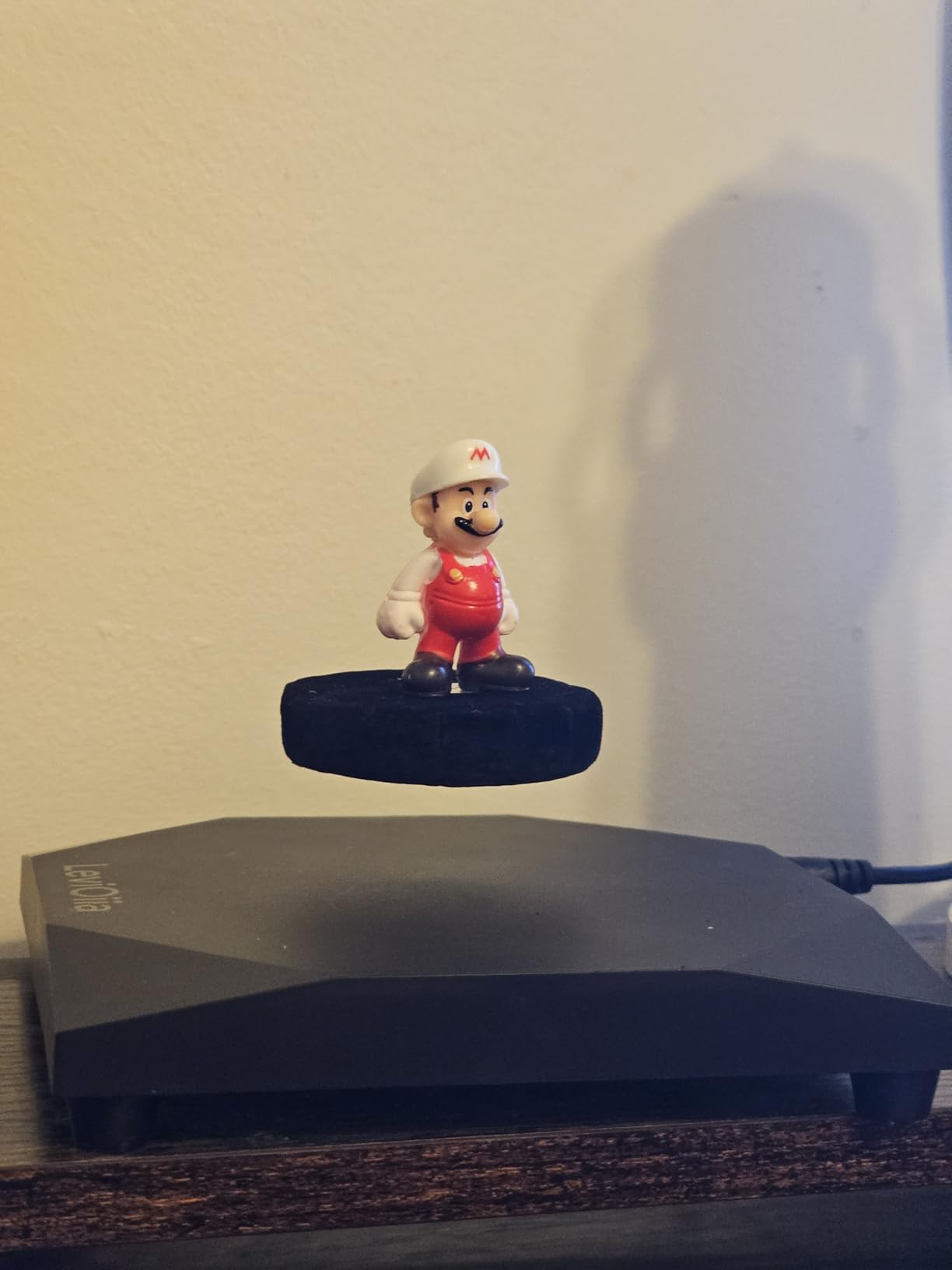 Magnetic Levitating Display Stand Small, 250-Gram/9-Ounce Load Capacity, Compatible with Lightweight Collectibles and Model Cars, Floating display for toys and figures, Chamfered Square Base customer photo 1