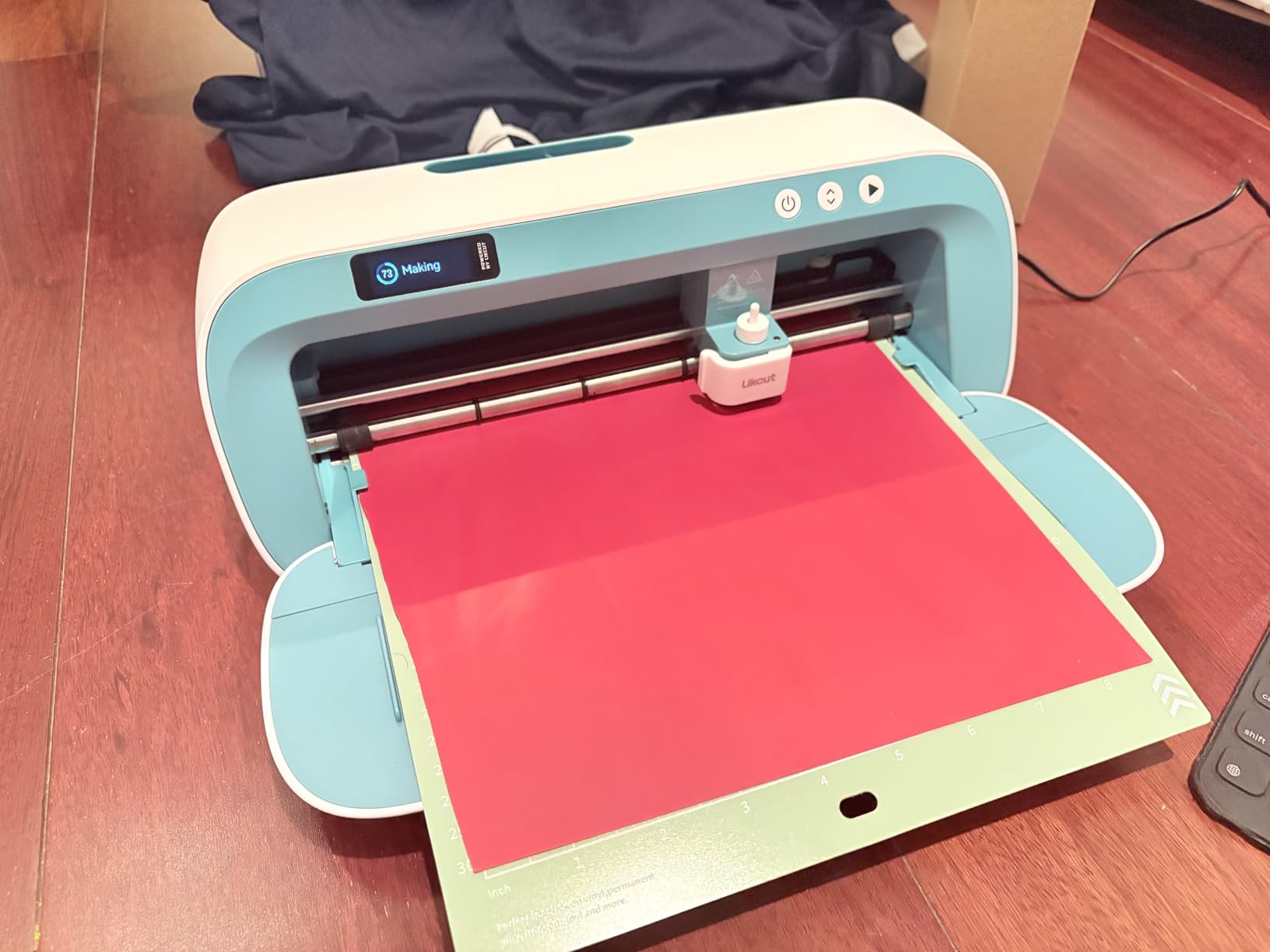 S41 Vinyl Cutter Machine with Print Then Cut - AI Image Generation Sticker Cutter and Maker Machine for Room Decor, HTV, Cardstock and Custom Stickers, Crafts for Adults customer photo 1