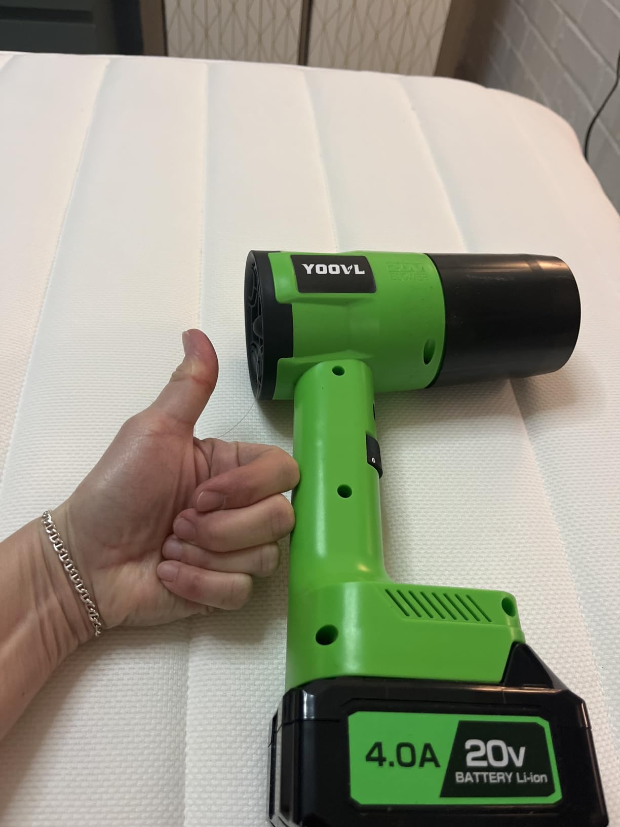 Leaf Blower Cordless, Handheld Leaf Blower with 2 X 4.0Ah Battery and Charger, 6 Speed Modes, Lightweight Blowers for Lawn Care customer photo 2