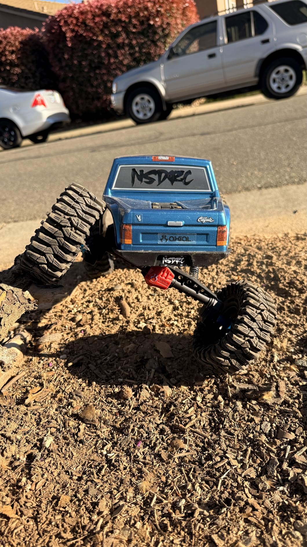 RC Truck 1/10 SCX10 III Coyote 4X4 RTR (Battery and Charger Not Included) Brushed Rock Crawler, Silver, AXI-2036T1 customer photo 1