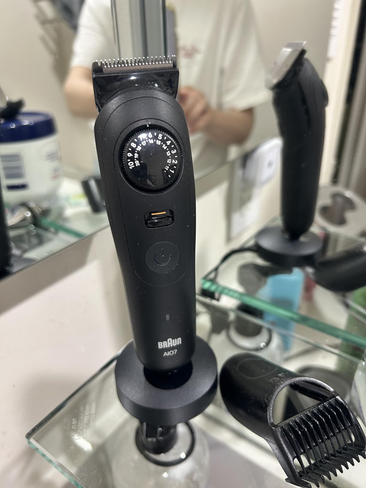 Braun All-in-One Series 7 Men's Electric Beard Trimmer, Hair Clipper, Shaver & Razor for Face, Hair & Body, All-in-One AIO 7535 with Gillette ProGlide Razor, Cordless customer photo 1
