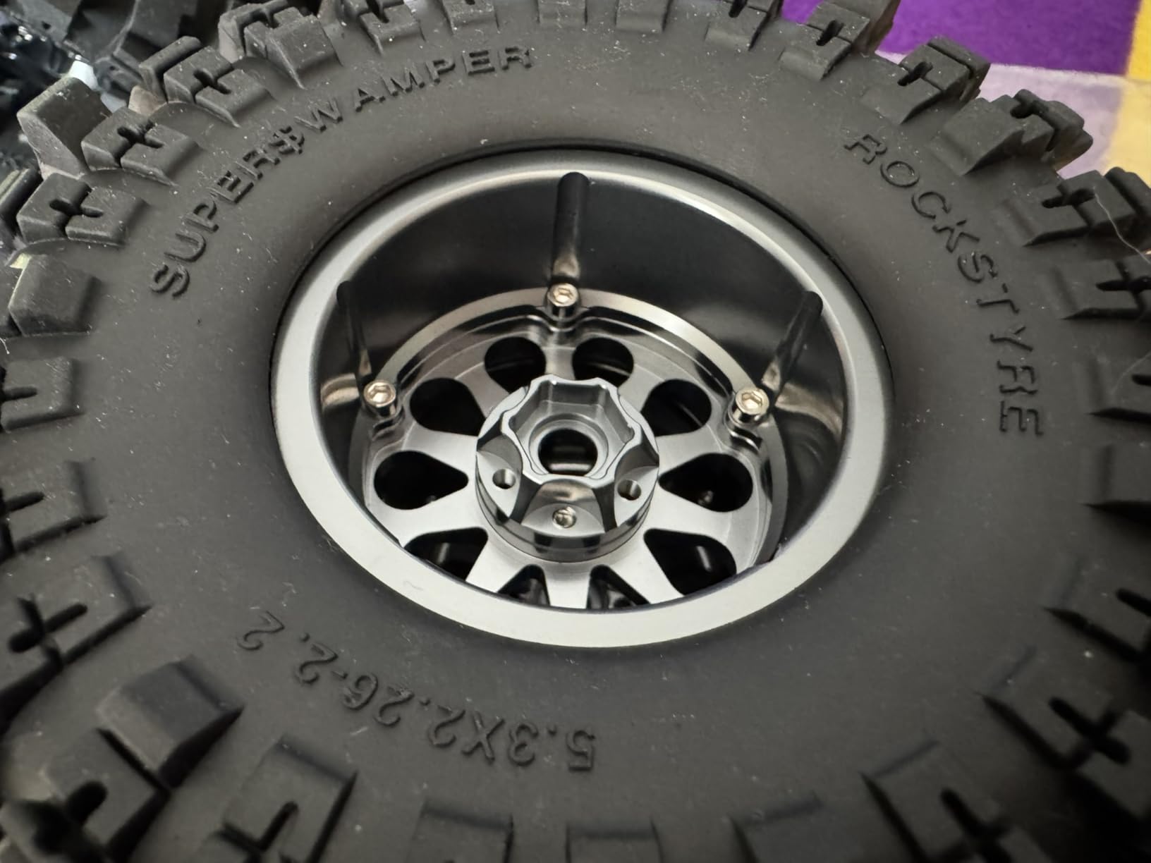 MEUS RACING 2.2 Beadlock Wheels Rims Deep-Dish Wheel for Axial SCX10 Traxxas TRX4 Vanquish VS4-10 Redcat Gen8 1/10 RC Crawler Upgrades (Silver) customer photo 1