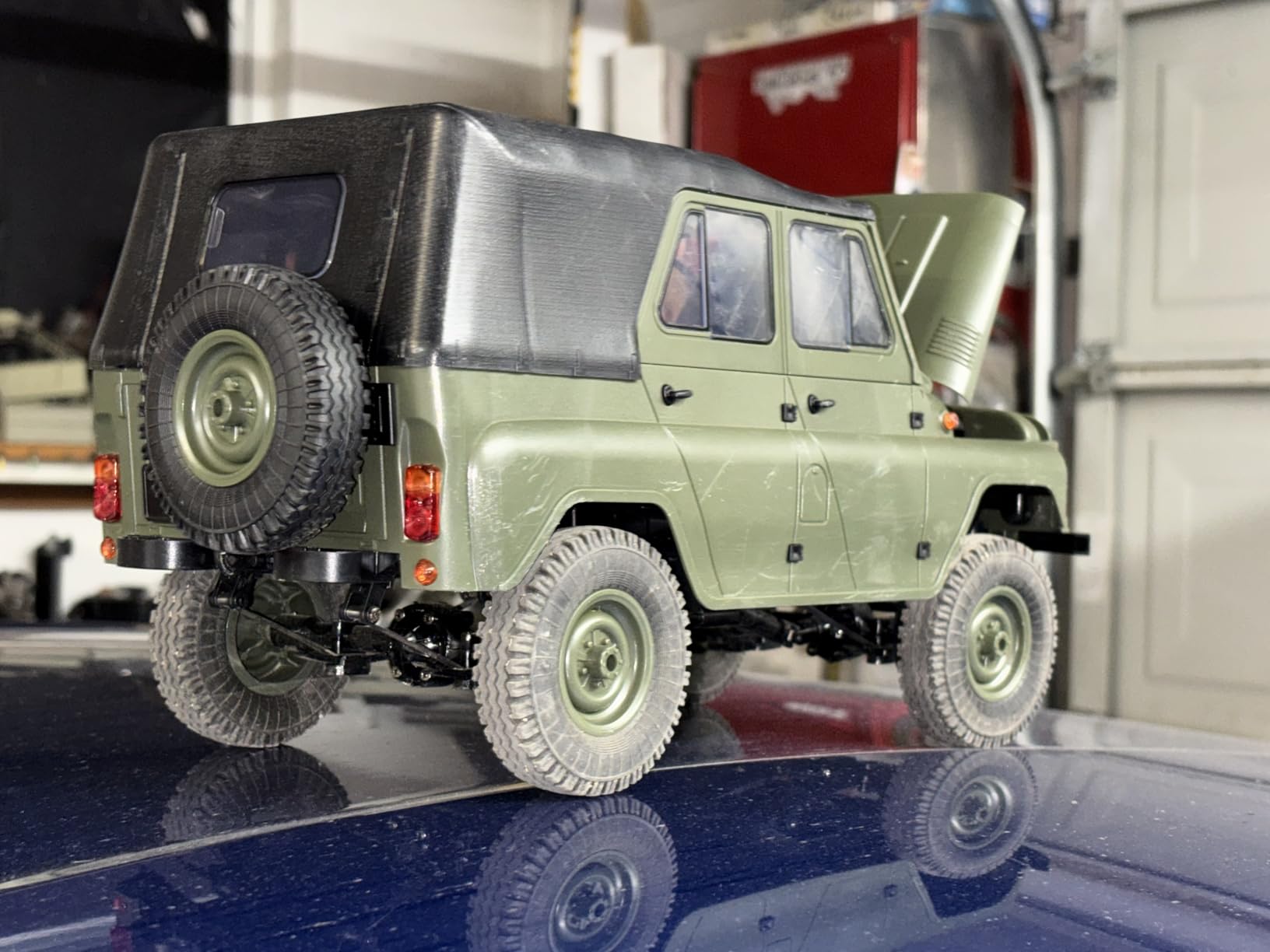 1/12 RC Crawler, WPL C94 UAZ-469 Scale RC Rock Crawler 4x4 2.4GHz RTF Off-Road Truck, 4WD Military RC Truck with Proportional Steering Hobby Grade Gift for Adults customer photo 1