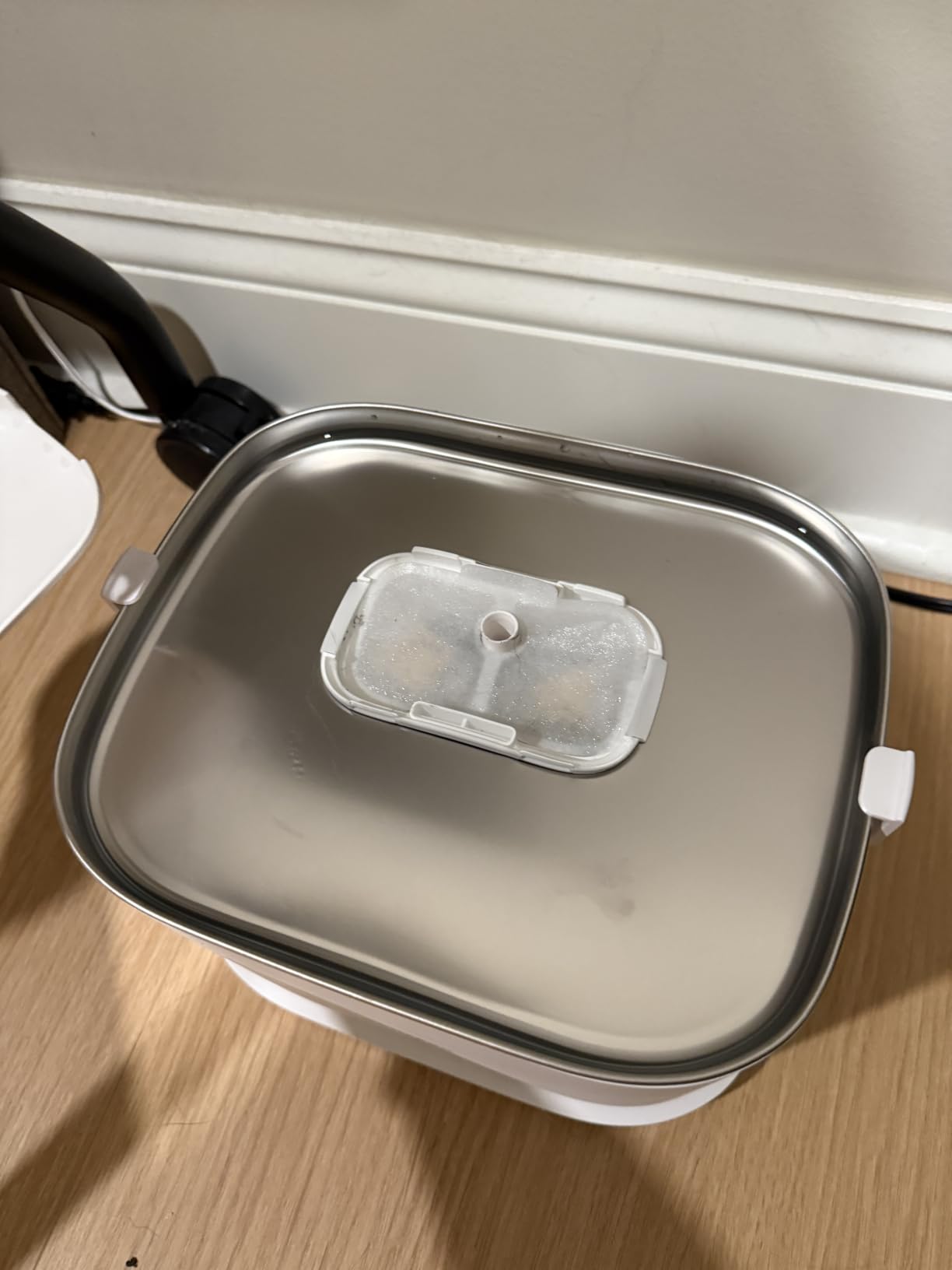 PETLIBRO Cat Water Fountain Stainless Steel Tray, Wireless Pump Cat Fountain, Ultra Quiet Pet Water Fountain, 2.5L Automatic Water Dispenser for Cats, Dual Flow customer photo 2