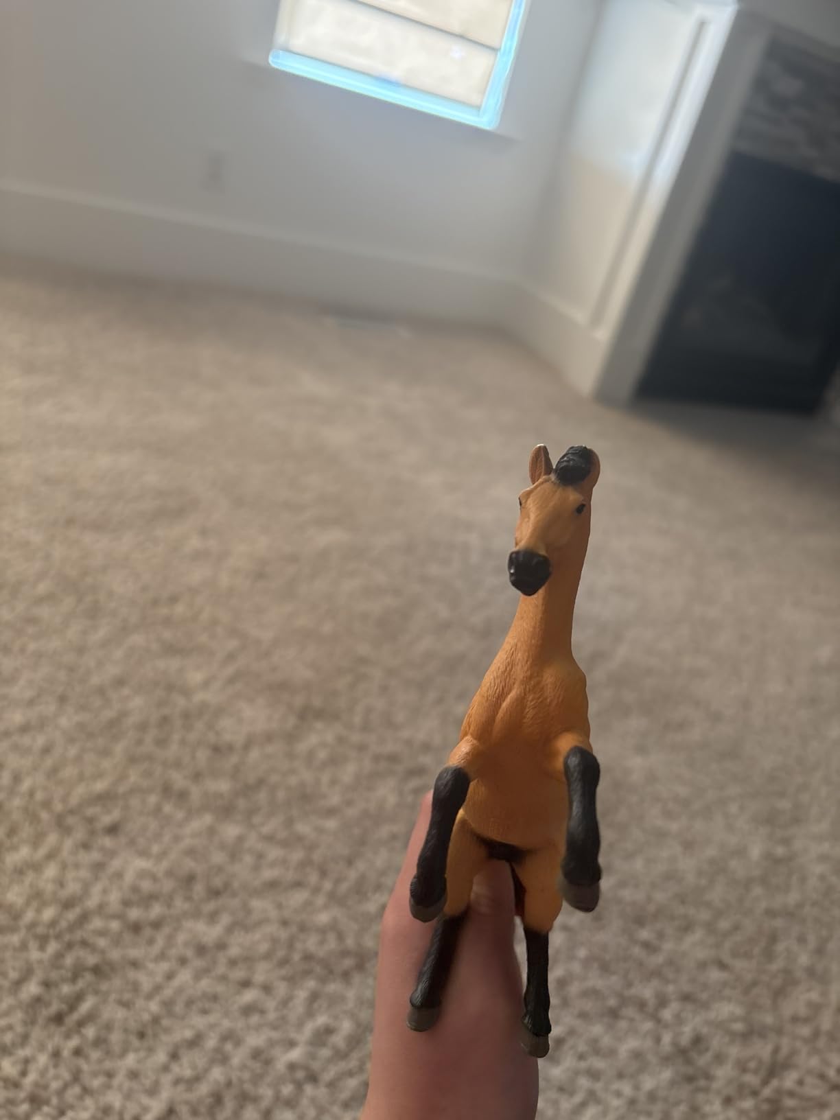 Horse Club - Mustang Stallion Figurine - Realistic Horse Toys - Equestrian Imaginative Play for Girls and Boys - Kids Ages 5+ | 14921 customer photo 1