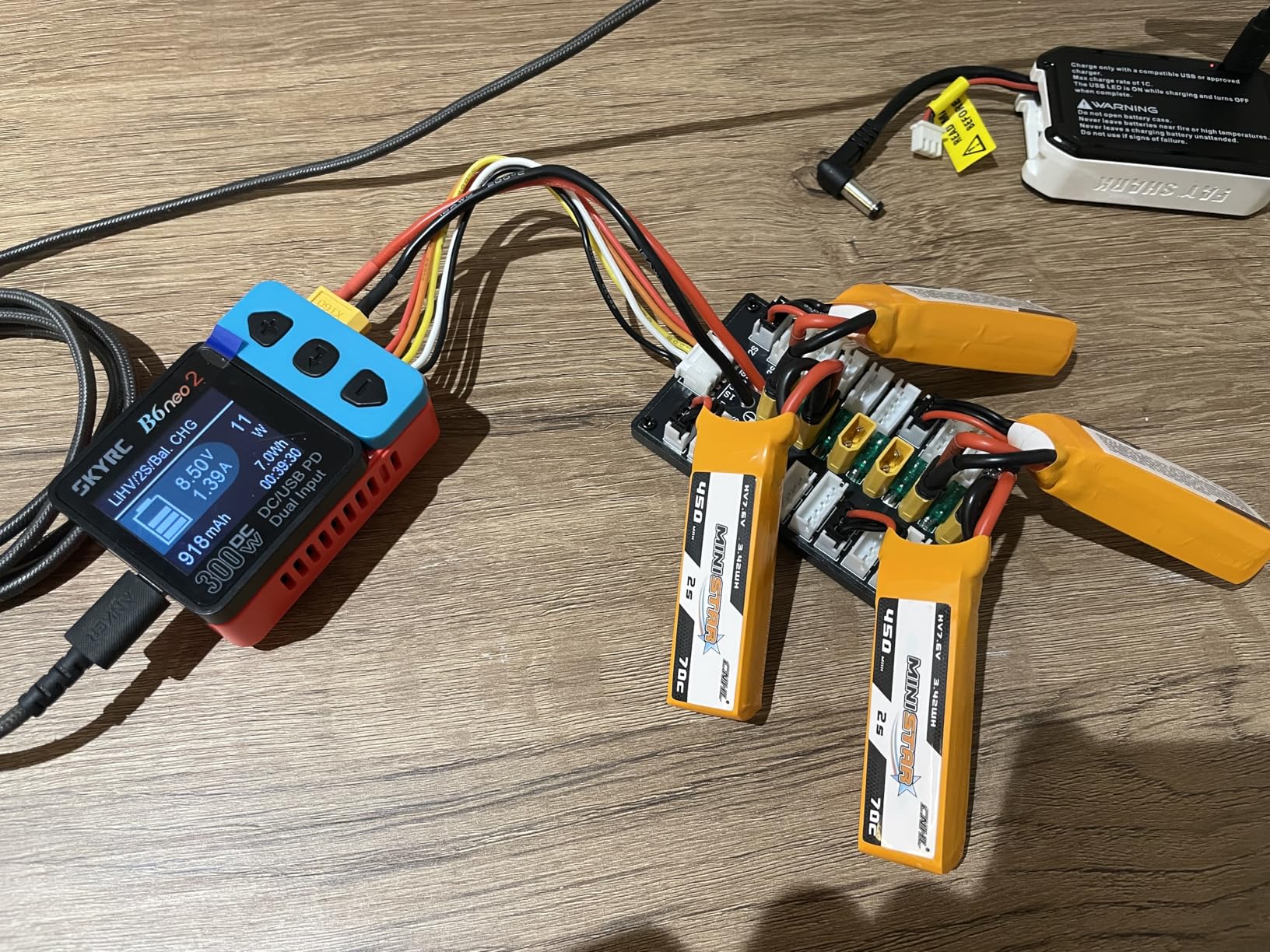 SKYRC B6 Neo2: Balance Lipo Battery Charger for 1S-6S Lipo/Li-Ion/LiHV, 1-15S NiMH/NiCd - DC 300W, PD 80W, Smart Battery Charger, Discharger and Storage (Blue-Red) customer photo 1