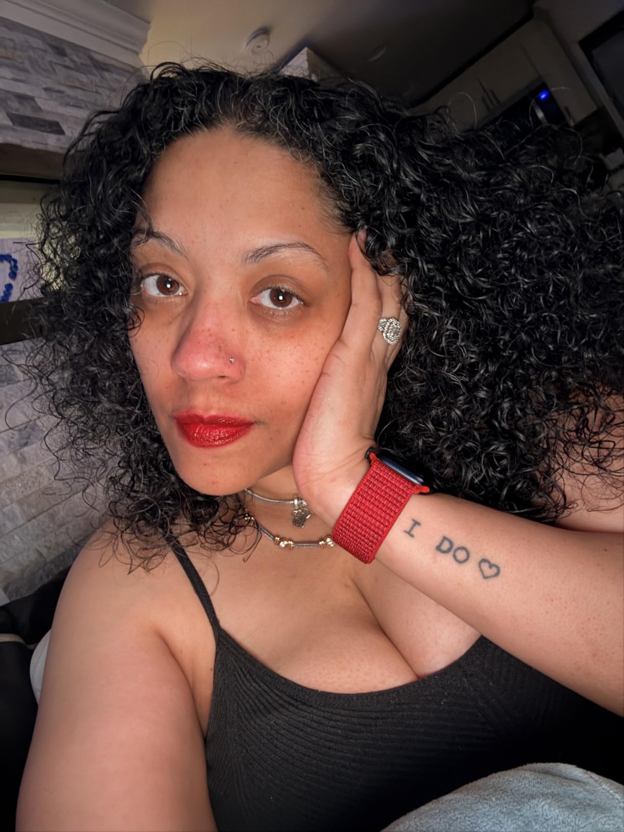 L'ANGE HAIR Top Coat Shine Spray | Hair Gloss Finishing Spray | High-Gloss Finish | Controls Frizz & Flyaways | Ultra-Fine Hydrating Mist | Lightweight, Won't Weigh Hair Down customer photo 1