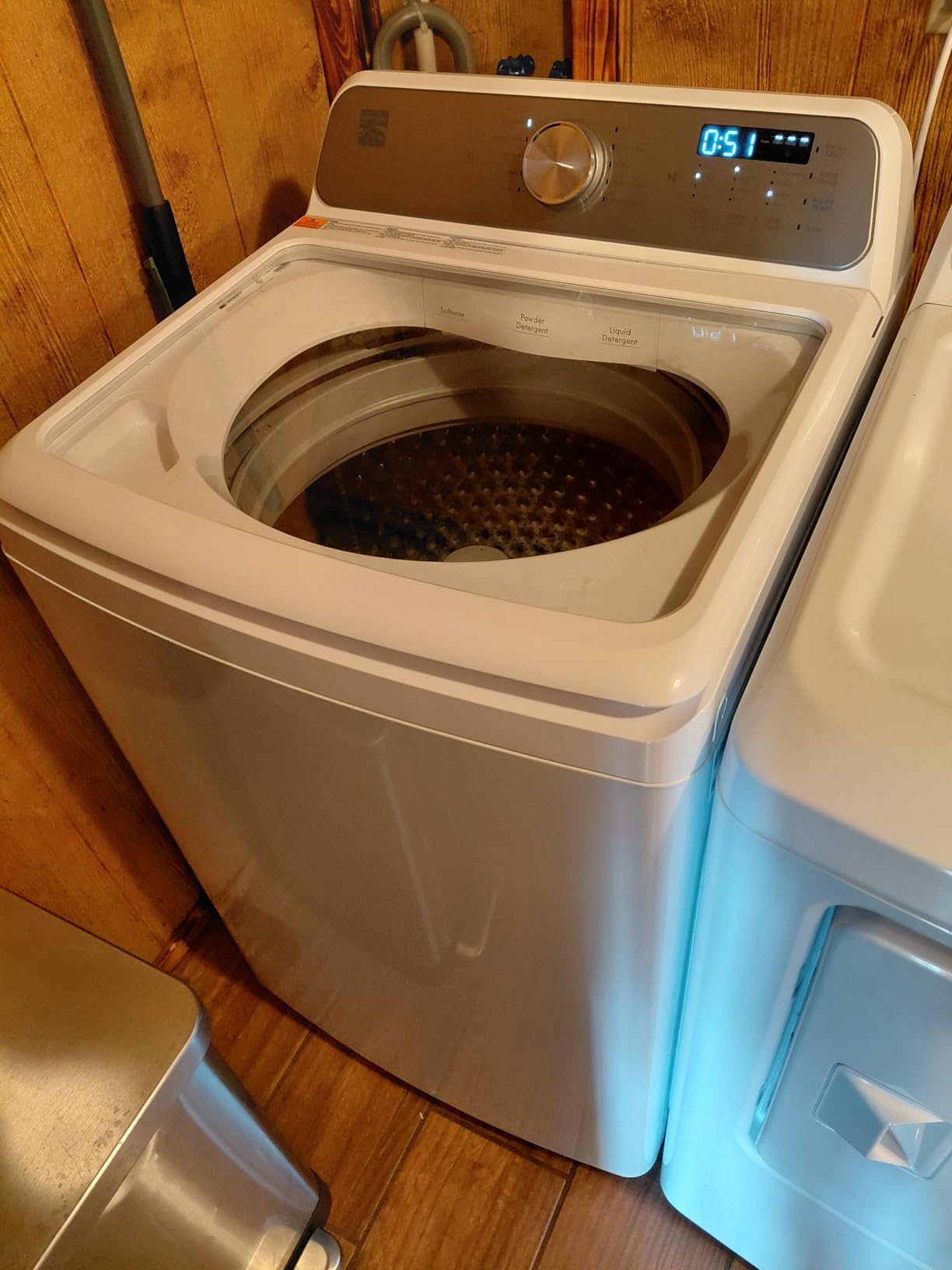 Kenmore 4.1 cu. ft. Top Load Washer with Triple Action Agitator for Tough Dirt & Stains - Reduce Laundry Time with Accela and Express Wash - LED - White customer photo 1