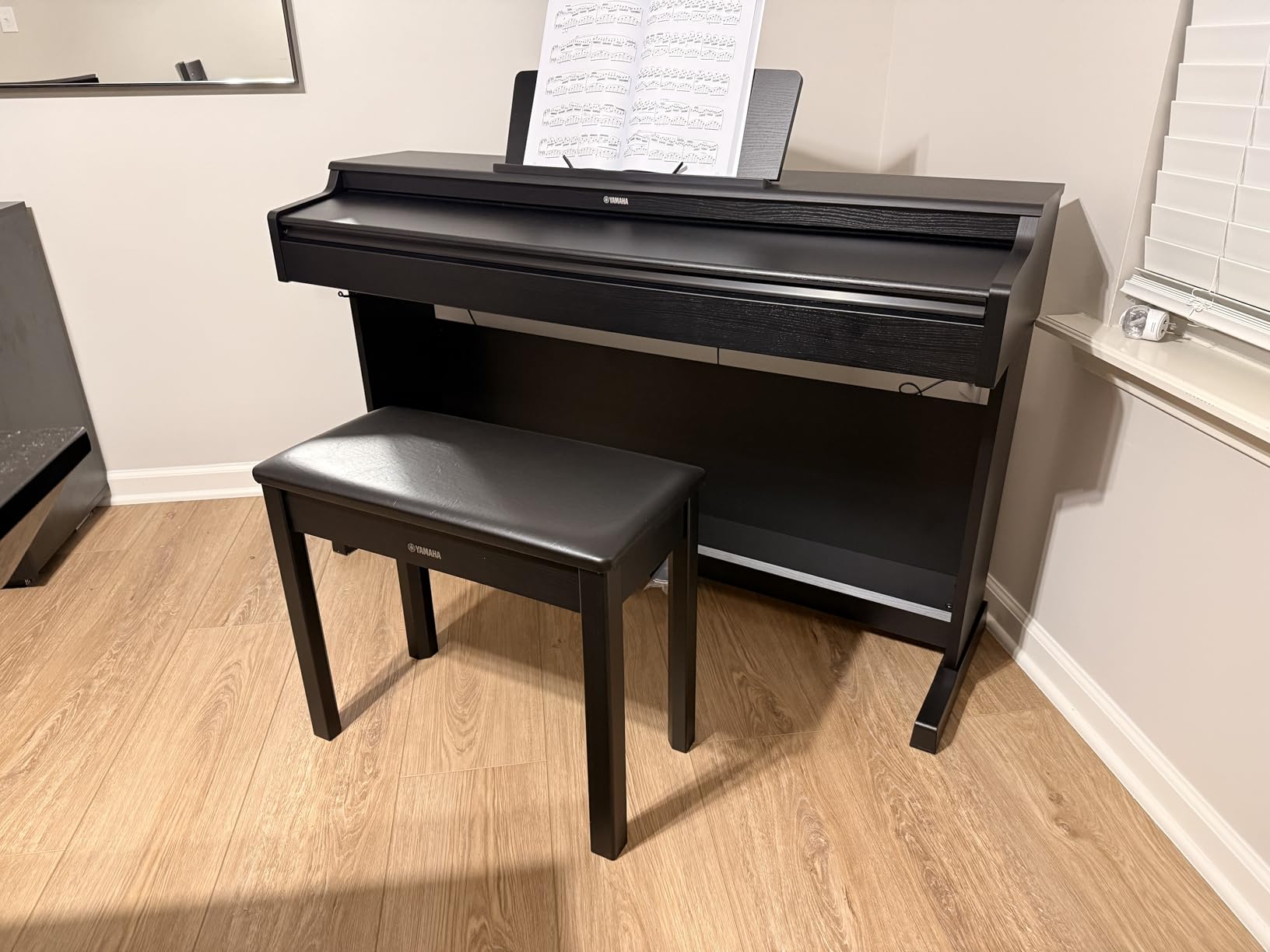 Yamaha YDP105 88-Key Weighted Action Upright Digital Piano for Beginner and Intermediate Players, White customer photo 1