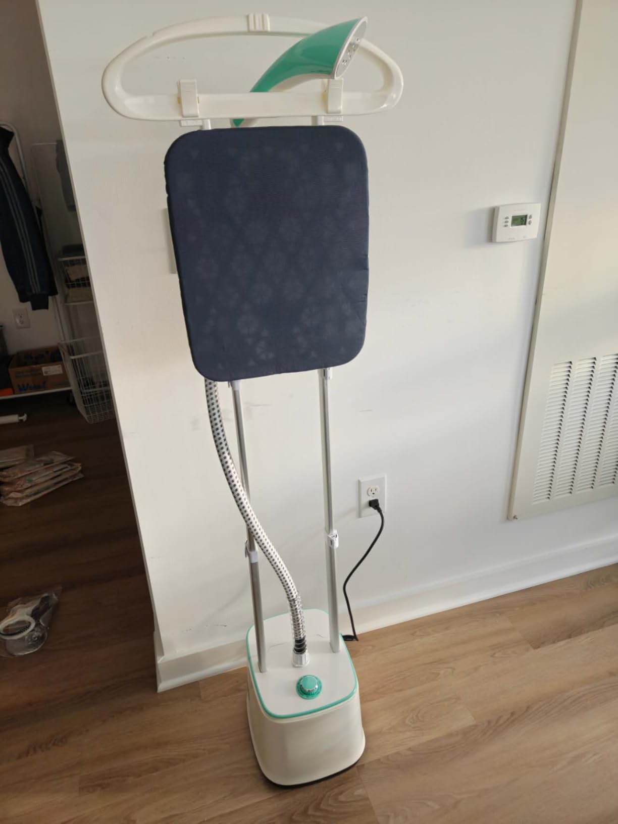 Steamer for Clothes, 2000W Standing Garment Steamer with 10 Steam Levels, 2.7L Water Tank for 90 Mins Continuous Steaming, 2-in-1 Flat & Hanging Ironing (Pearl Gold) customer photo 1