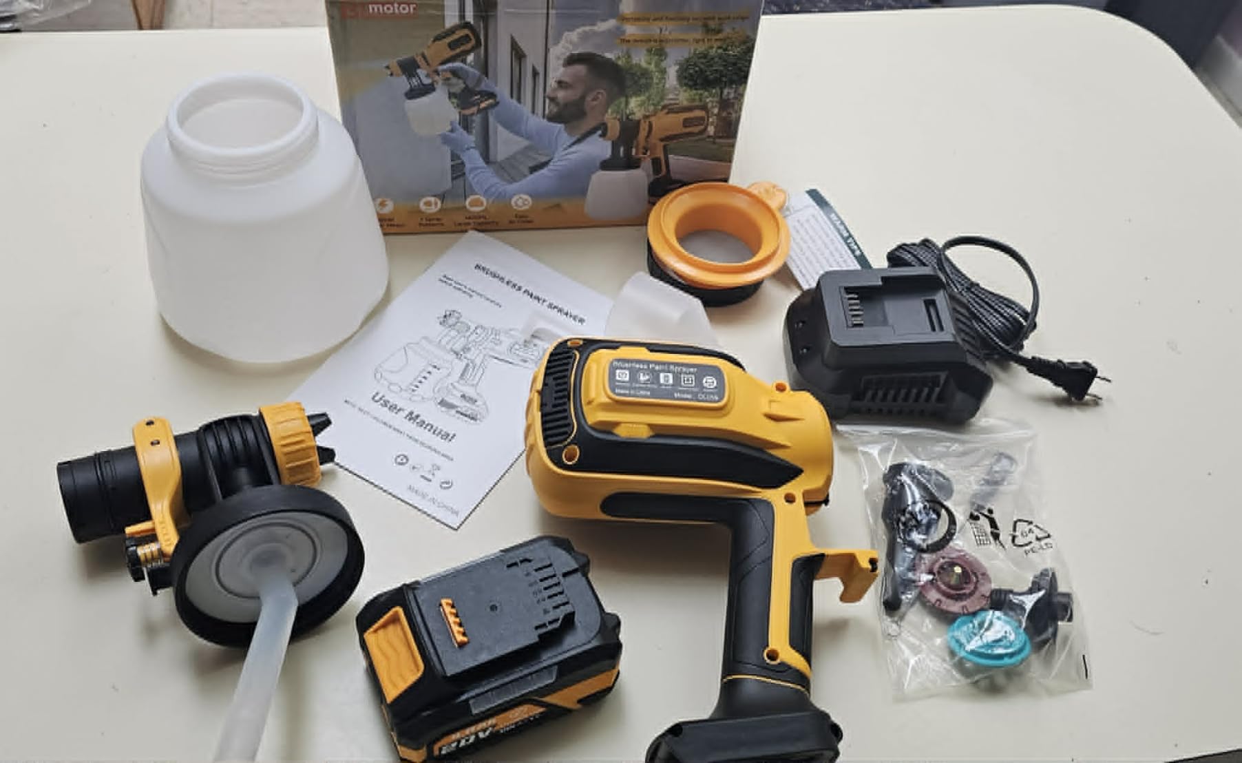 Paint Sprayer, HVLP Spray Gun with Cleaning & Blowing Joints, 4 Nozzle Sizes & 3 Spray Patterns, Easy to Clean, for Furniture, Cabinets, Decks, Walls, Doors, DIY Projects, etc. customer photo 2