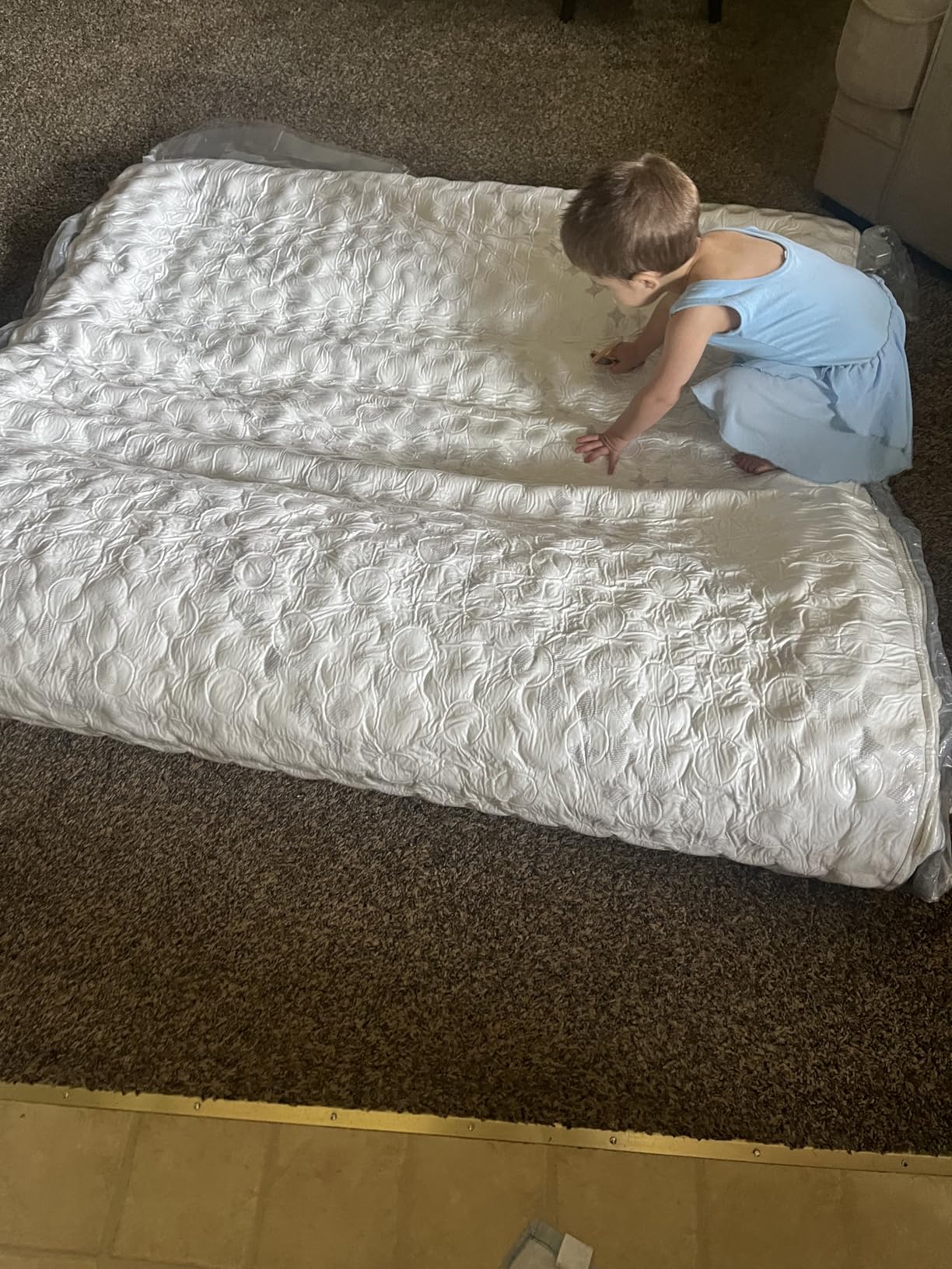 Sleepmax Queen Mattress 14 Inch - Hotel-Collection Hybrid Mattress Pain Relieving - Extra Lumbar & Hip Support - Cooling Bed in a Box Spine Alignment - CertiPUR-US, Fiberglass-Free, 365-Night Trial customer photo 2