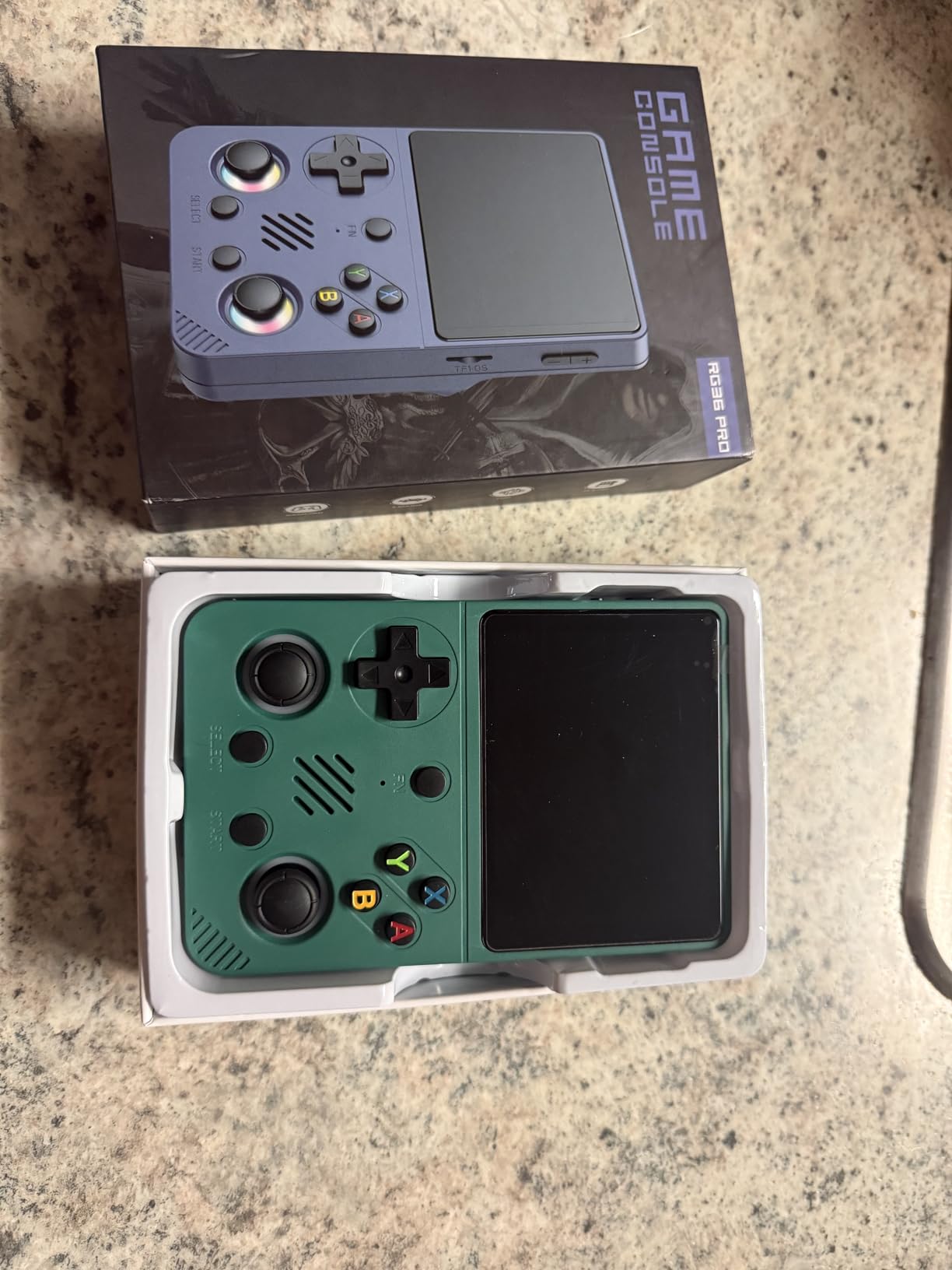 RG56PRO Retro Video Game Console - 5.5 Inch IPS Screen, 31000+ Classic 3D Games, 5000mAh Battery, Open Linux System, 128G TF Card customer photo 2