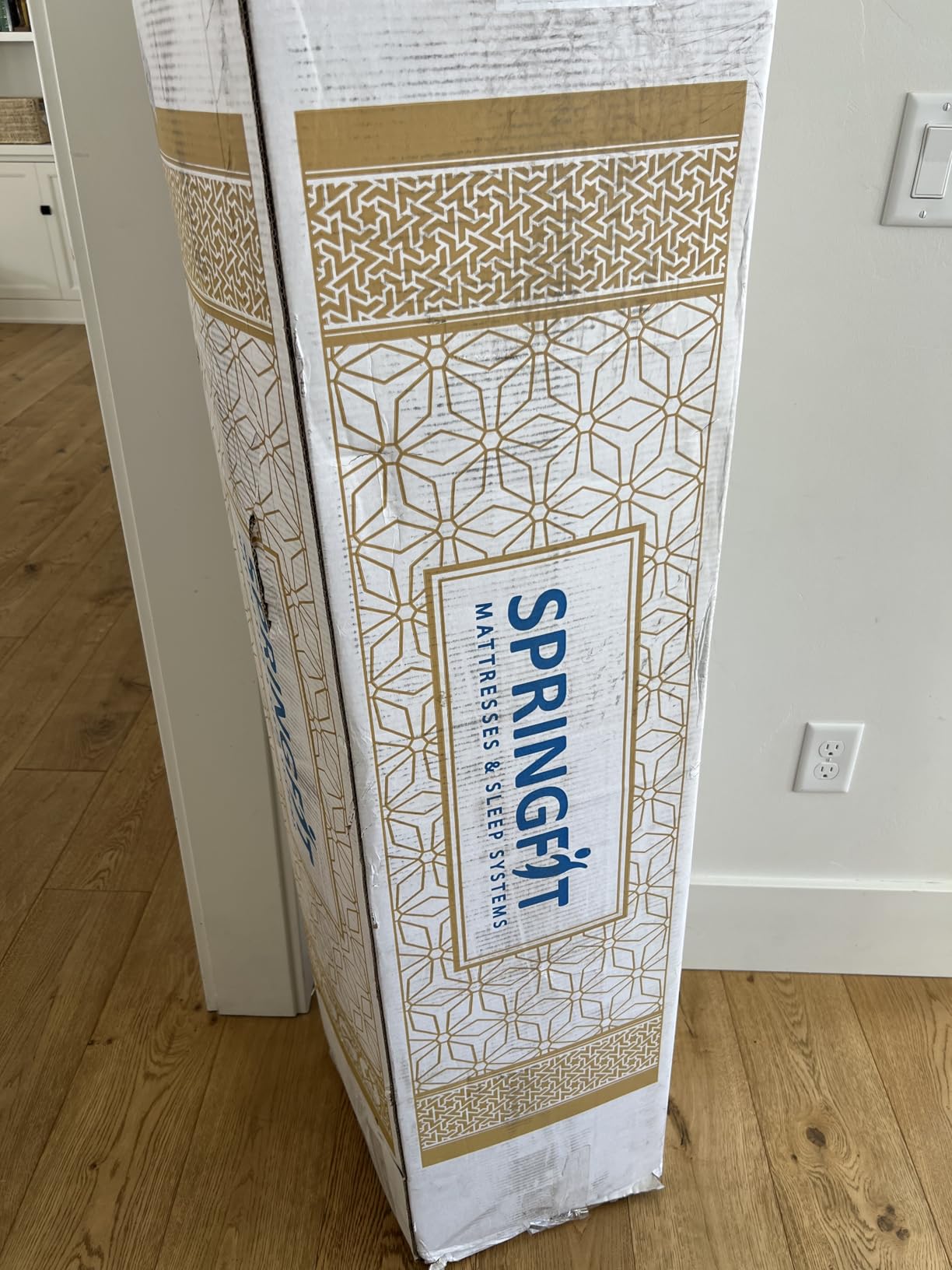 Springfit 500 lbs Supporting Heavy Duty Mattress for Big and Tall People, 10 Inch Queen Size Hybrid Mattress, Reinforced Coil System, Pressure Relief, Fiberglass-Free, CertiPUR-US Mattress in a Box customer photo 2