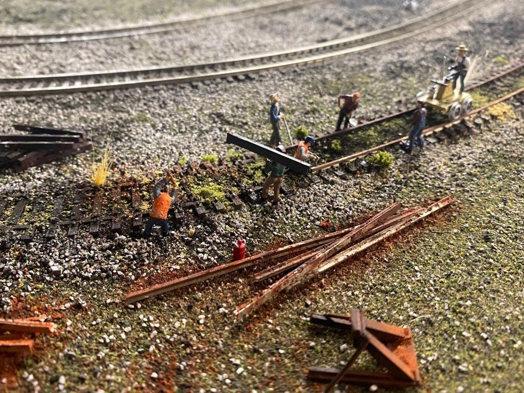 Woodland Scenics Rail Workers HO Scale customer photo 2