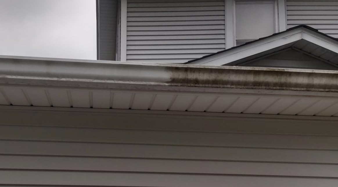 CHOMP! World's Best Gutter Cleaner: Ultimate Gutter Cleaning Solution for All Types of Rain Gutters, Siding and Metal Trim - Instantly Clean Black Streaks, Filth, Dirt - 32 oz customer photo 1