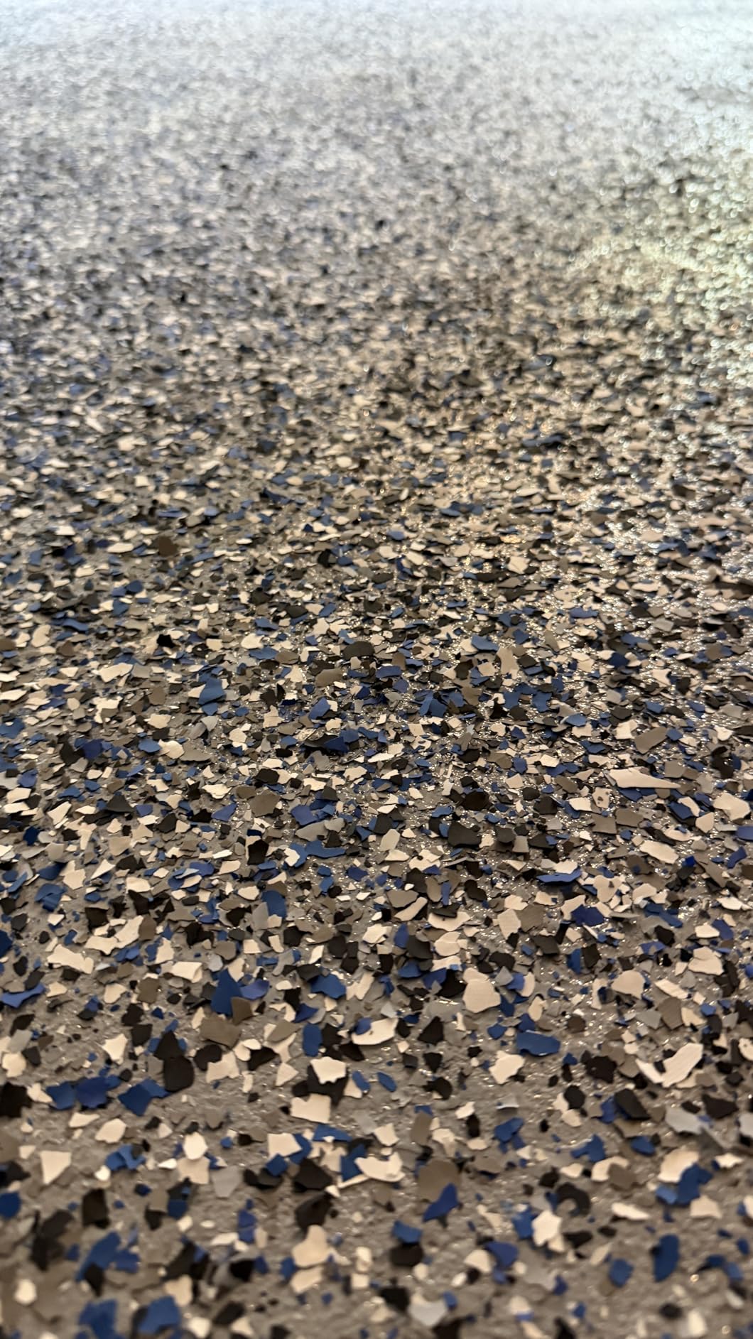 Rust-Oleum EpoxyShield Gloss Gray Garage Floor Coating Kit | Epoxy Garage Floor System, Hot Tire & Chemical Resistant, Professional Finish, 1 Car customer photo 1