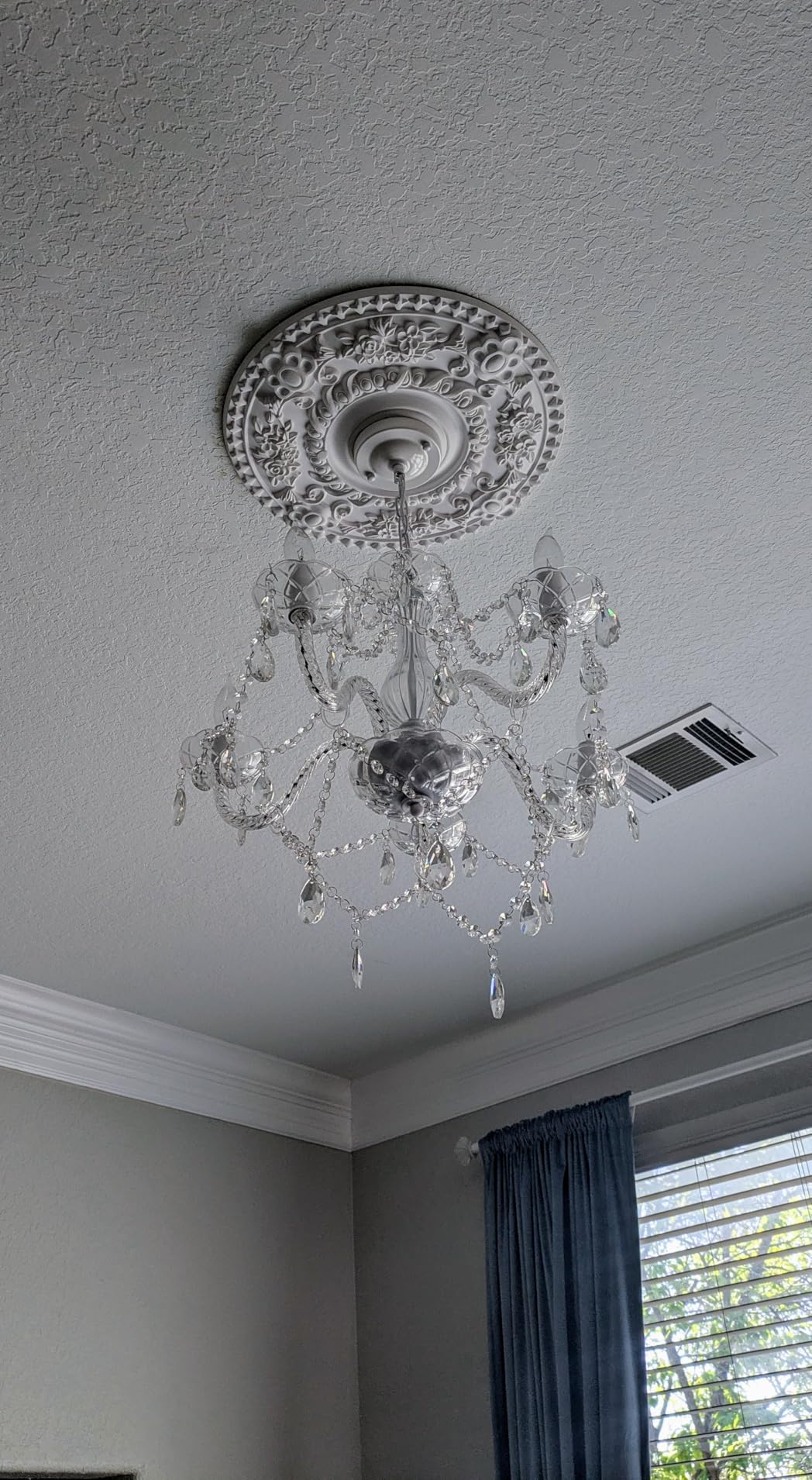 Ekena Millwork CM18RO 18-Inch OD x 3 1/2-Inch ID x 1 1/2-Inch P Rose Ceiling Medallion customer photo 1