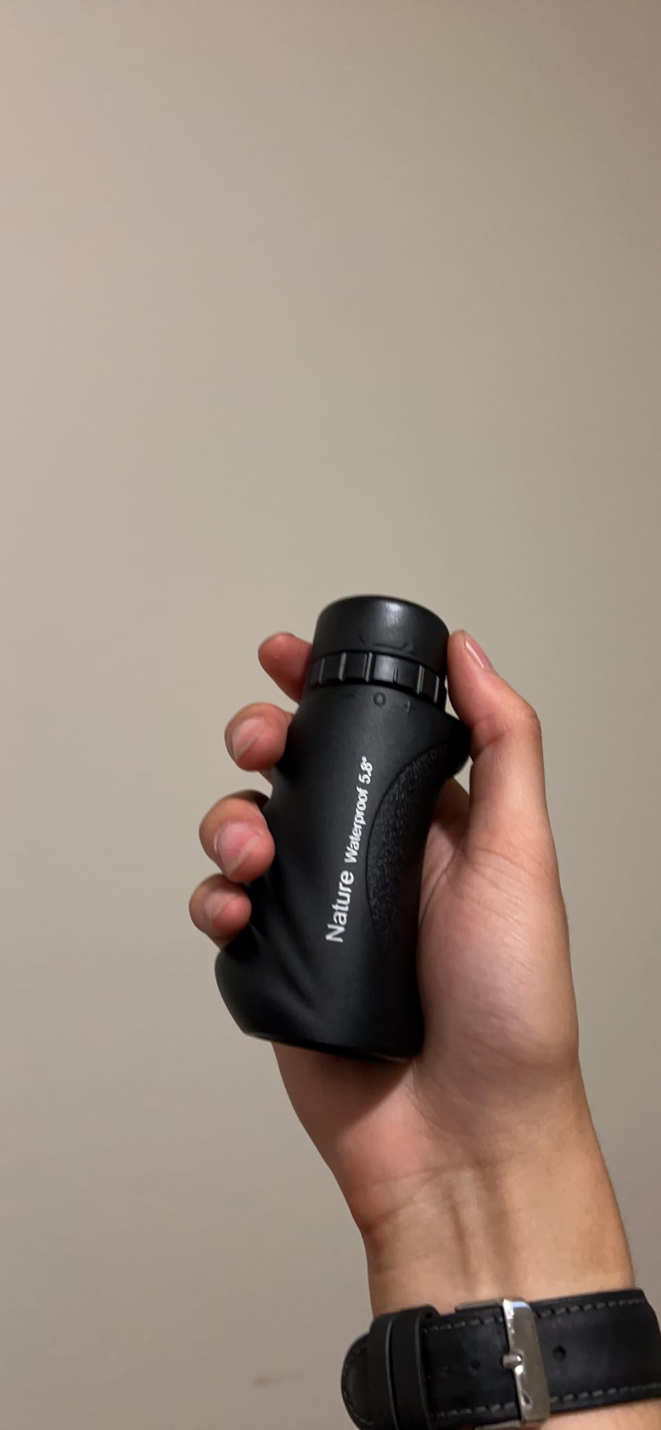 Celestron Nature 10x25 Monocular - Ideal for Hiking and Wildlife Viewing - Multi-Coated Optics - 25mm Objective Lens - BaK-4 Prism - Twist-Up Eyecup - Waterproof & Fogproof customer photo 1