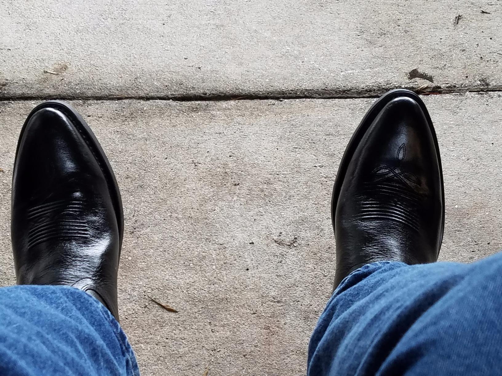 Men's Stitched Cushioned Round Toe Cowboy Western Boots customer photo 1
