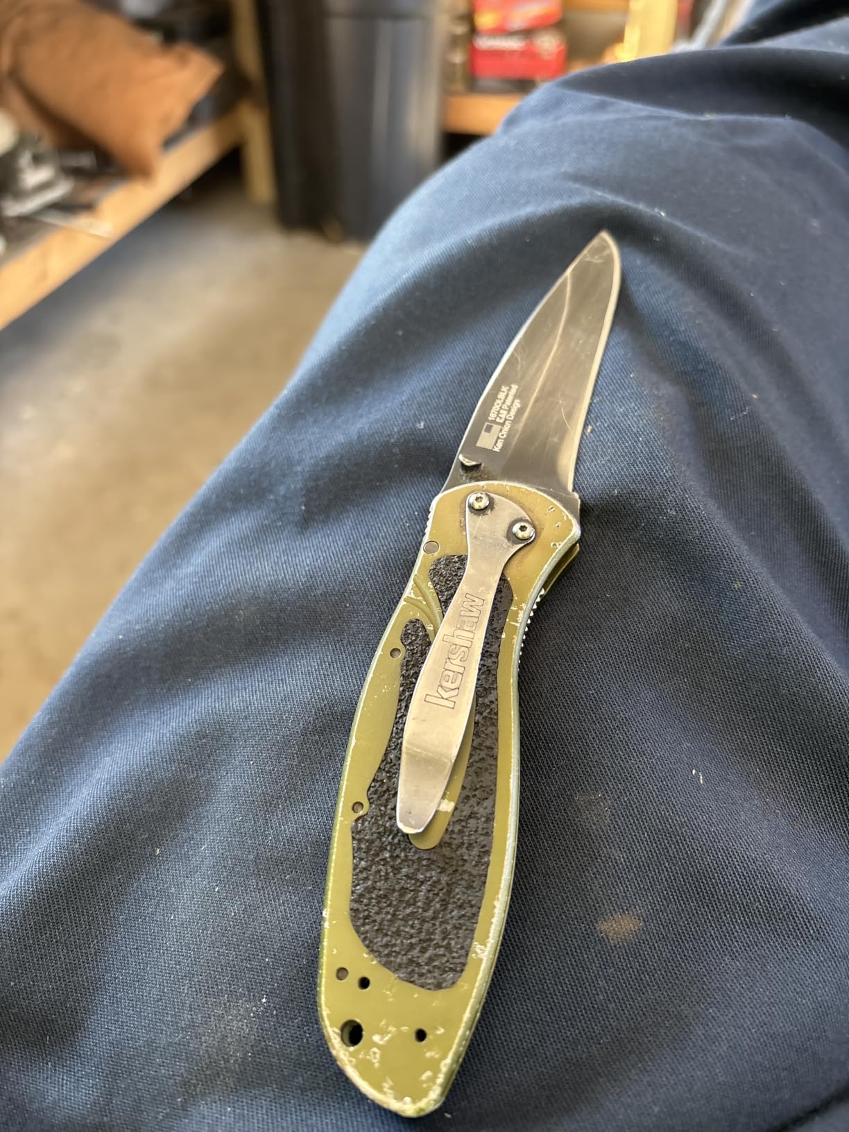 Kershaw Blur Pocket Knife, Olive and Black, 3.4 Inch Steel Recurve Plain Edge Blade, EDC with Assisted Opening, USA Made, Reversible Pocketclip customer photo 2
