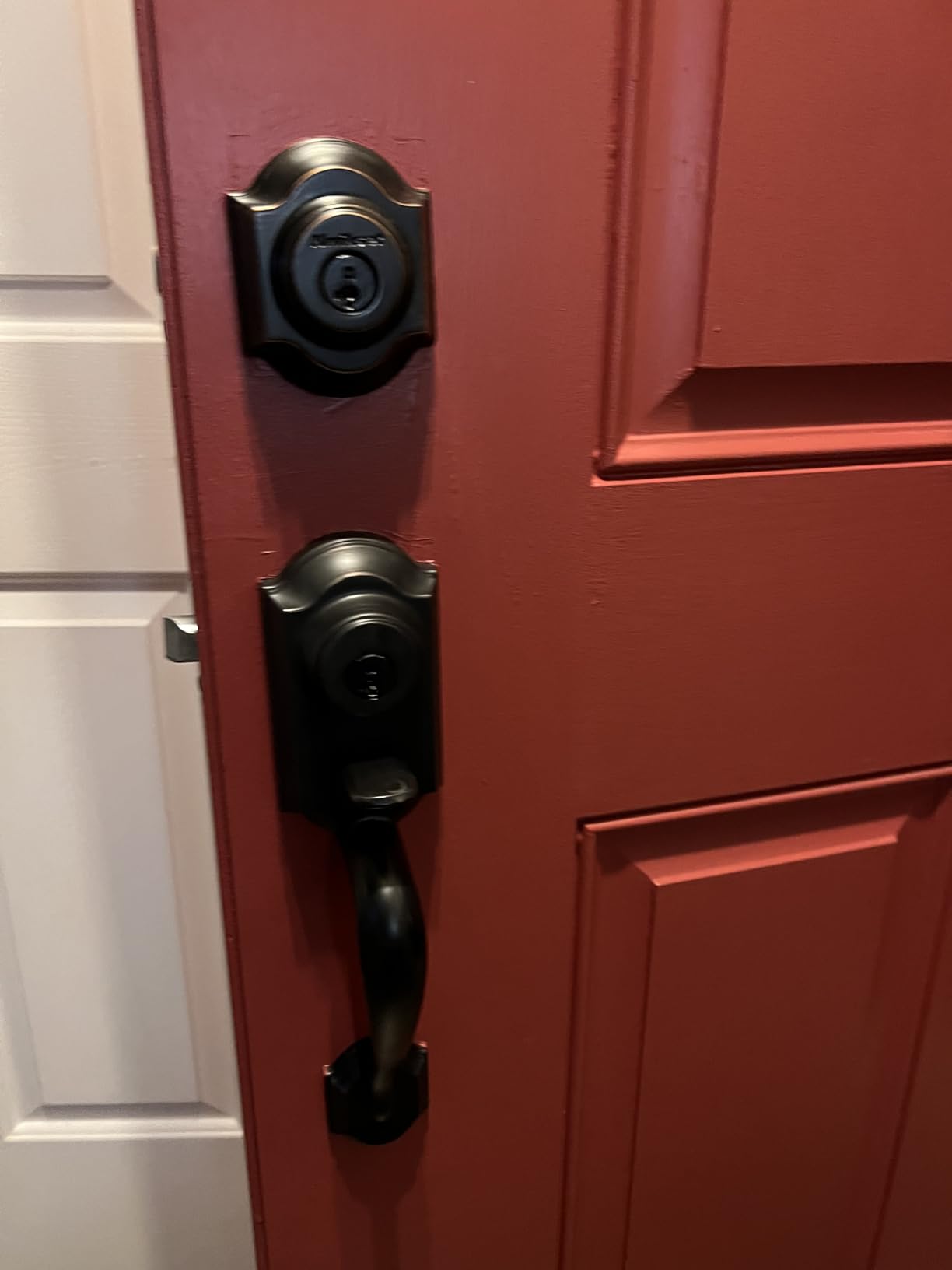 Kwikset Montara Front Door Lock Handle and Deadbolt Set, Entry Handleset Exterior with Interior Door Knob, Venetian Bronze, Pick Resistant SmartKey Rekey Deadbolt Security customer photo 1