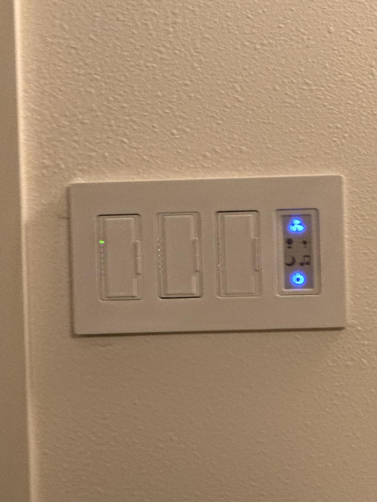 Lutron Maestro LED+ Dimmer Switch, Tap Dimmer, Single Pole/3-way customer photo 2