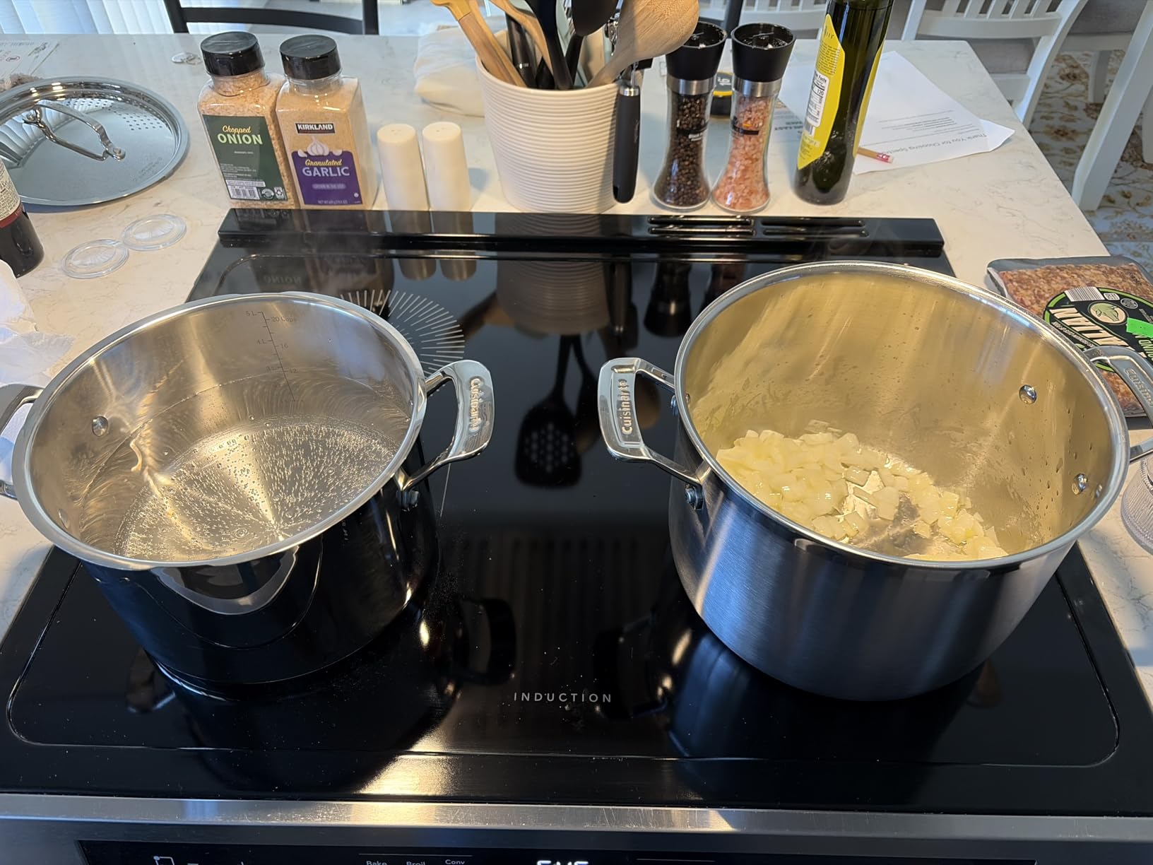 Cuisinart 12-Piece MultiClad Pro Triple Ply Stainless Steel Pots and Pans Set, Cookware Set Compatible with Induction, Electric, Gas Cooktops, Cool Grip Handles, Oven Safe to 500°F, Silver customer photo 1