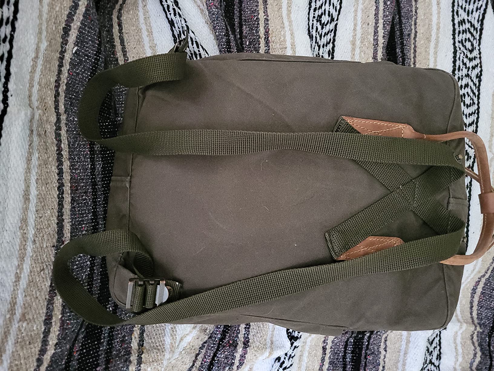 Fjällräven Kånken No. 2 Dark Olive One Size customer photo 2