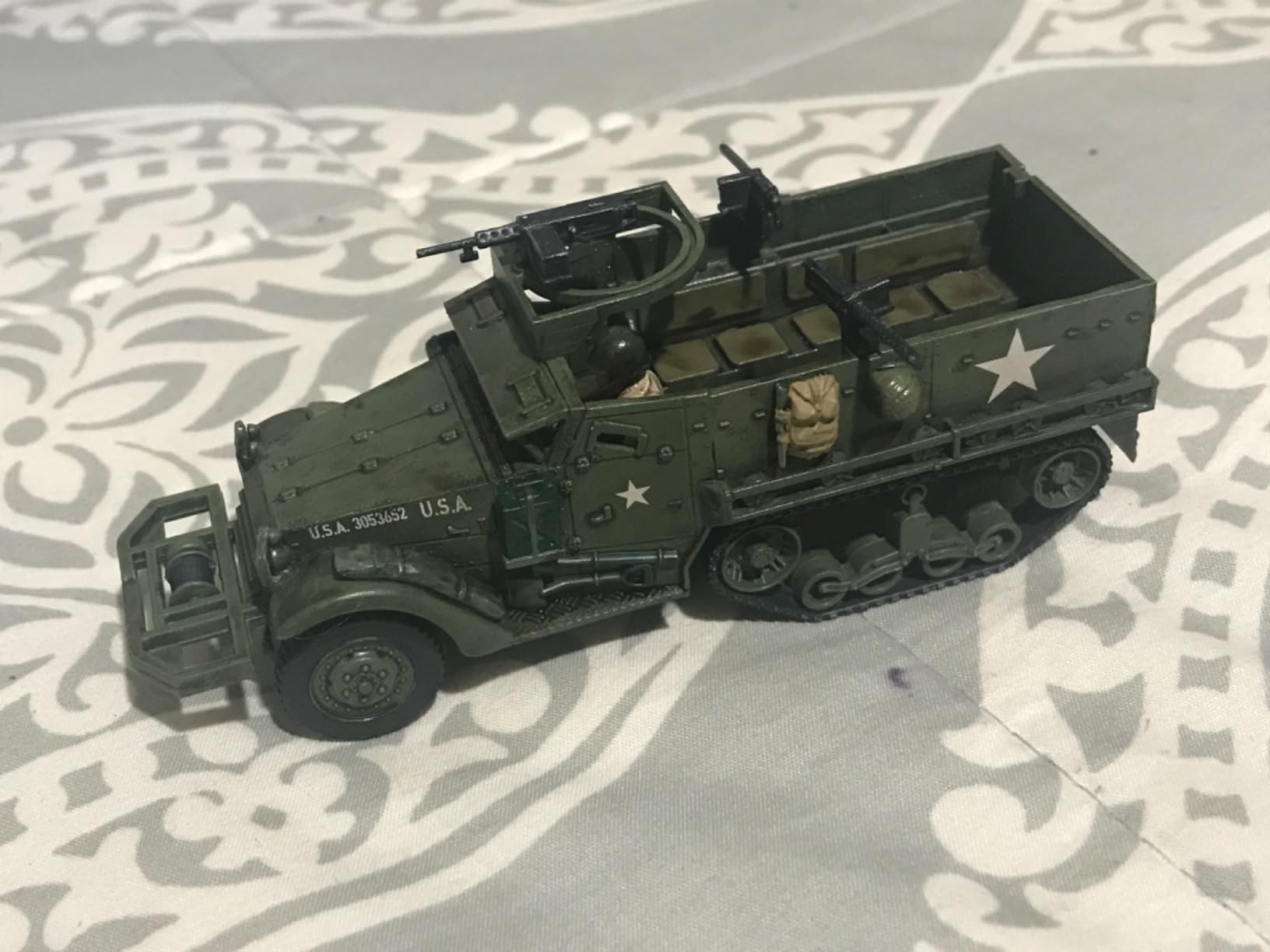 Warlord Games US Army M3A1 Half-Track 1:56 / 28mm Plastic Scale Model for Bolt Action Highly Detailed World War 2 Miniatures customer photo 1