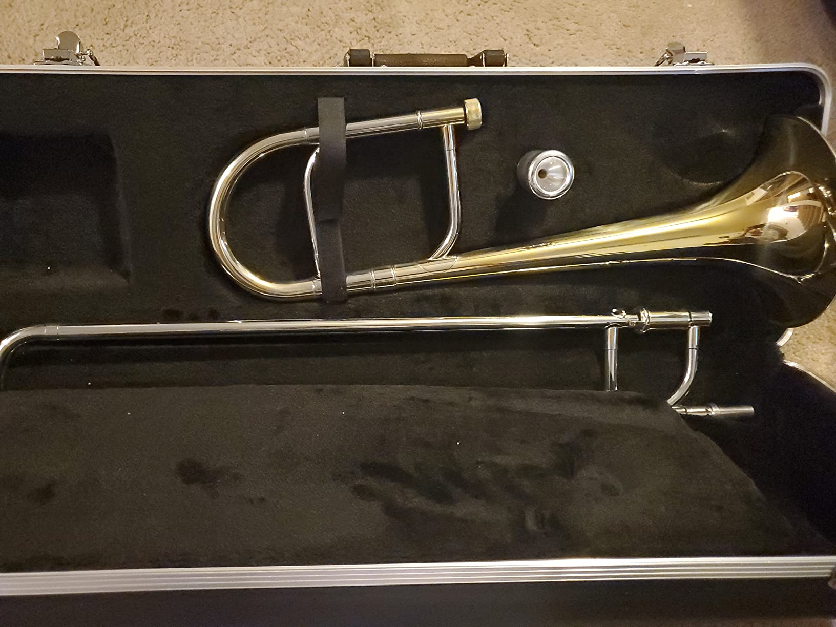 Moz Eb Alto Trombone w/Case and Mouthpiece - Gold Lacquer Finish customer photo 2