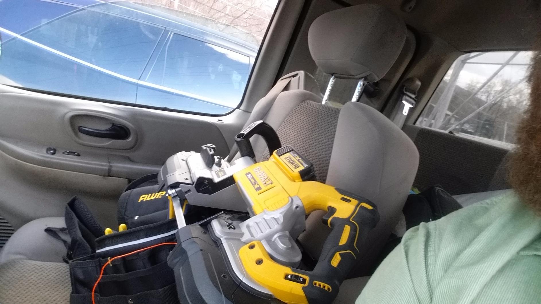 DEWALT 20V MAX Band Saw, 5-Inch Cutting Capacity, Integrated Hang Hooks, Portable, For Deep Cuts, Bare Tool Only (DCS374B) customer photo 1