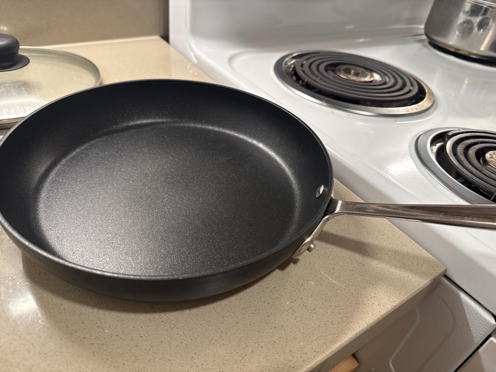 All-Clad HA1 Hard Anodized Nonstick Cookware Set 10 Piece Induction Oven Broiler Safe 500F, Lid Safe 350F Pots and Pans Black customer photo 2