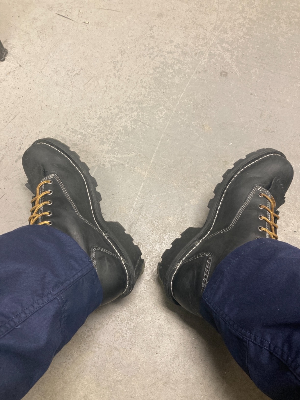 Danner Logger Boots for Men - Waterproof, Oiled Nubuck Leather with Vibram 360 Traction Outsole and 90-Degree Heel customer photo 2