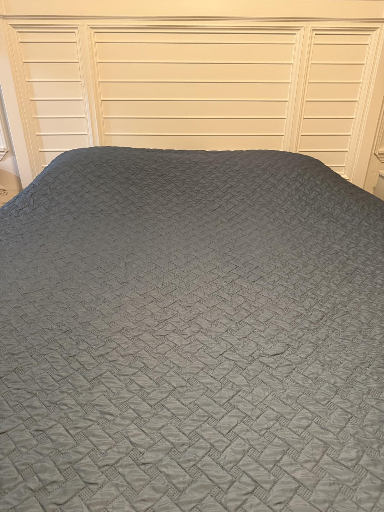 Bedsure Quilts Queen Size - Grey Bedspreads Queen Size with Basket Weave Pattern, Soft Quilt Bedding Set, Lightweight Comforter Set Coverlet for All Seasons with 2 Pillow Shams (90