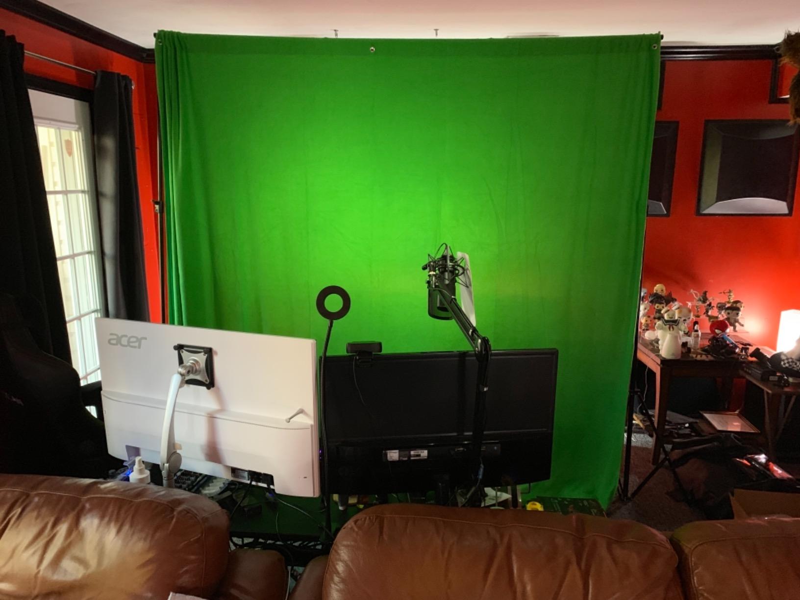 Elgato HD60 S, External Capture Card, Stream and Record in 1080p60 with ultra-low latency on PS5, PS4/Pro, Xbox Series X/S, Xbox One X/S, in OBS, Twitch, YouTube, works with PC/Mac customer photo 2
