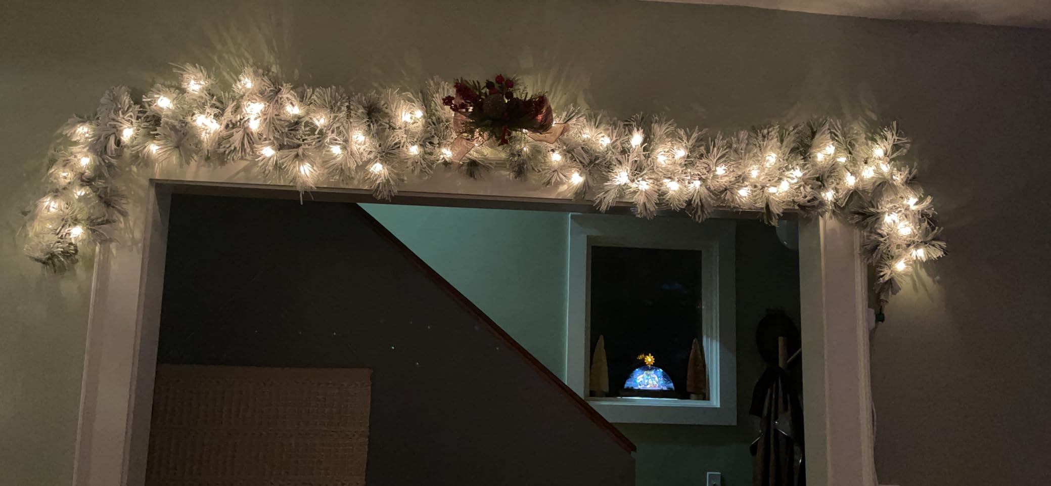 National Tree Company 9 ft Pre-Lit Snowy Bristle Pine Artificial Christmas Garland, Christmas Decoration with 70 Clear Lights, 75 Tips, Green customer photo 2