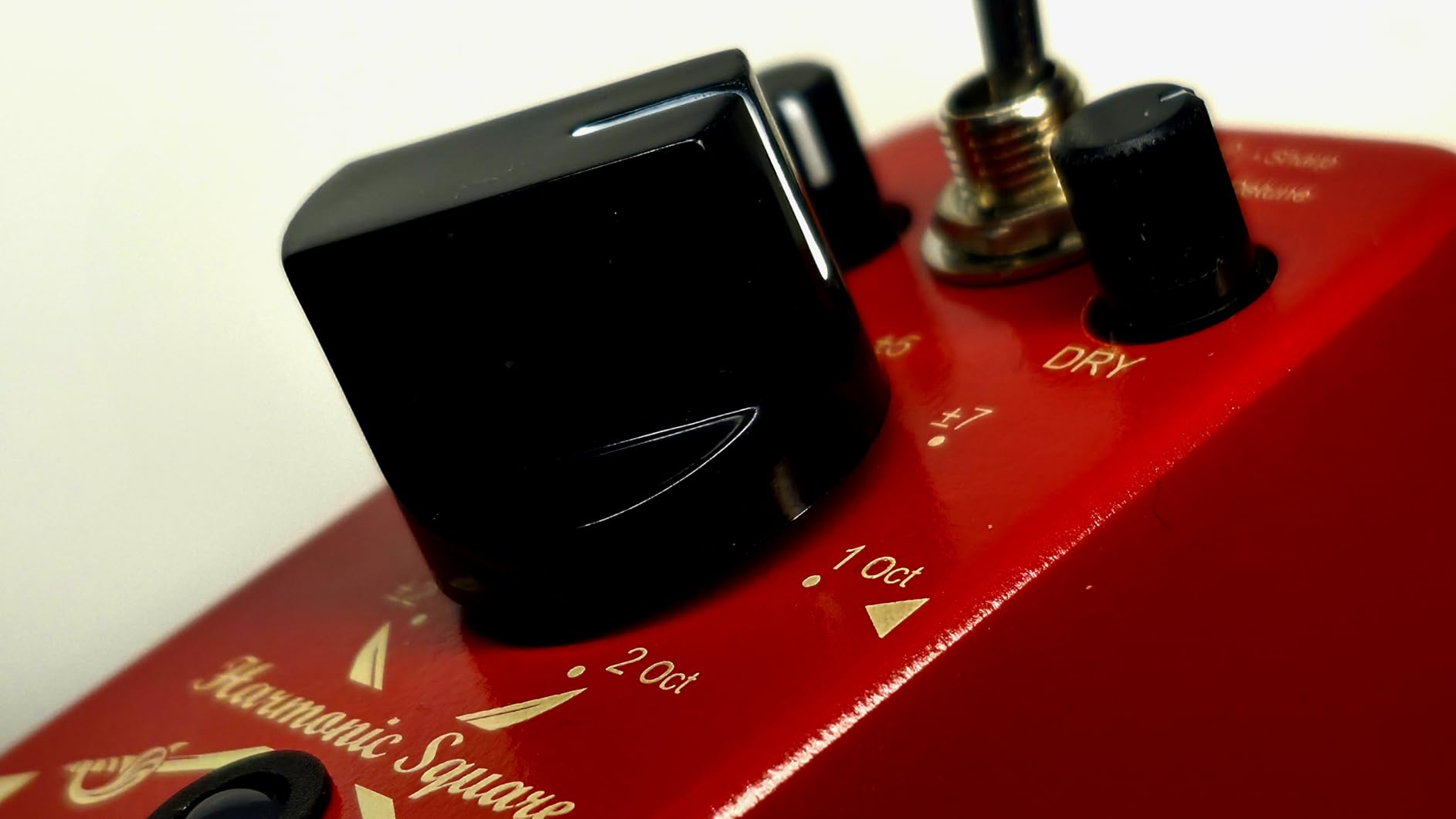 Donner Octave Guitar Pedal Harmonic Square - Digital Octave Mini Pedal Pitch Shifter 7 Shift Types 3 Tone Modes, True Bypass customer photo 1