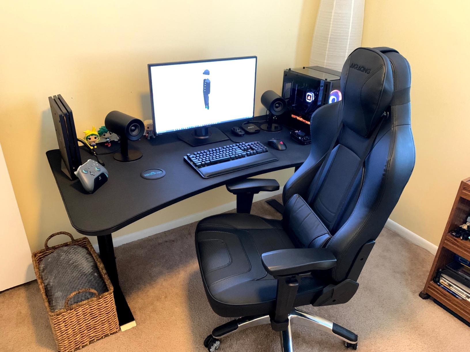 Arozzi Arena Large Gamer Desk - 63x32