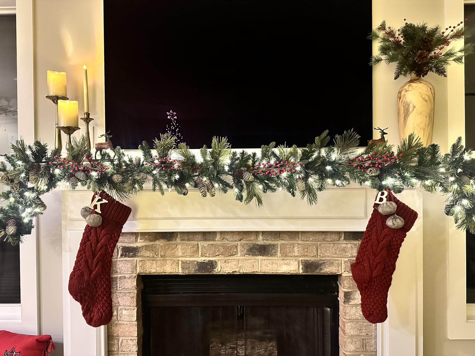 National Tree Company 9 ft Pre-Lit Carolina Pine Artificial Christmas Garland, Christmas Decoration with Pinecones, 100 Warm White LED Lights, 240 Tips, Timer, Green customer photo 1