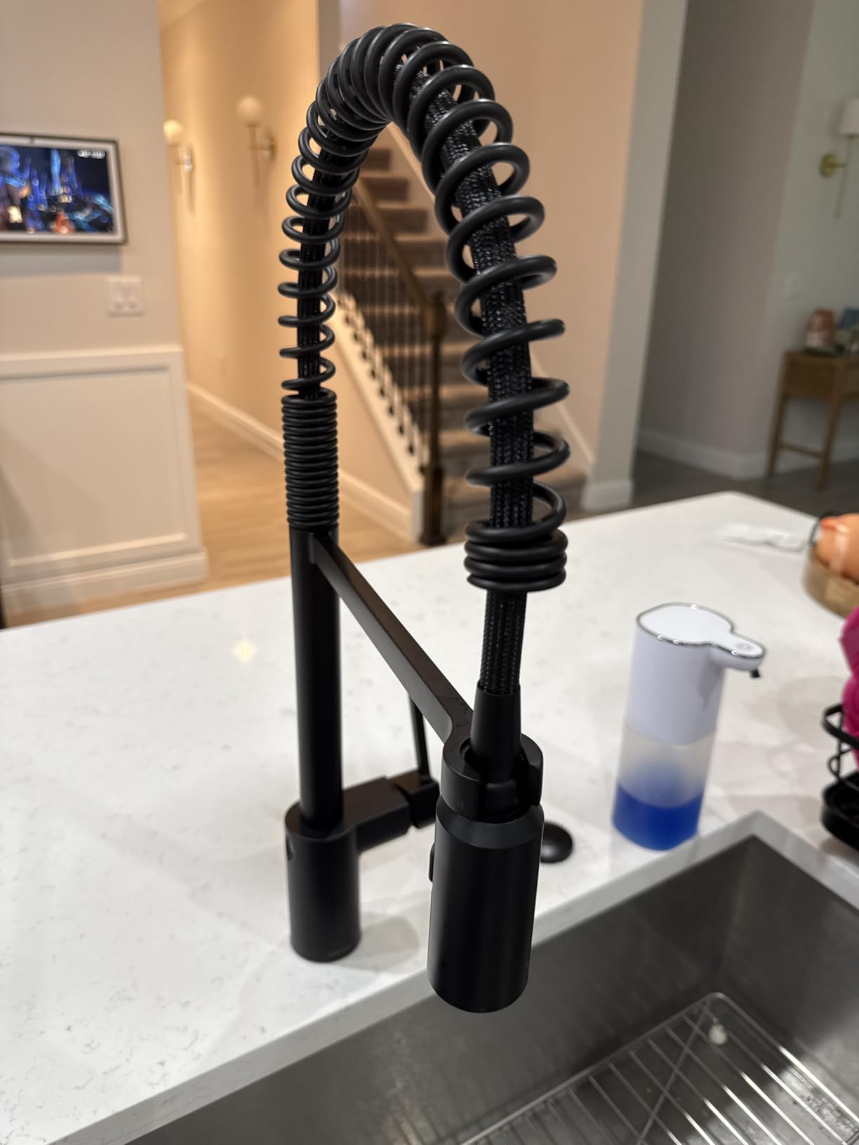 Moen Align Spot Resist Stainless Motionsense Wave Sensor Touchless One-Handle High Arc Spring Pulldown Kitchen Faucet with Sprayer, 5923EWSRS customer photo 1