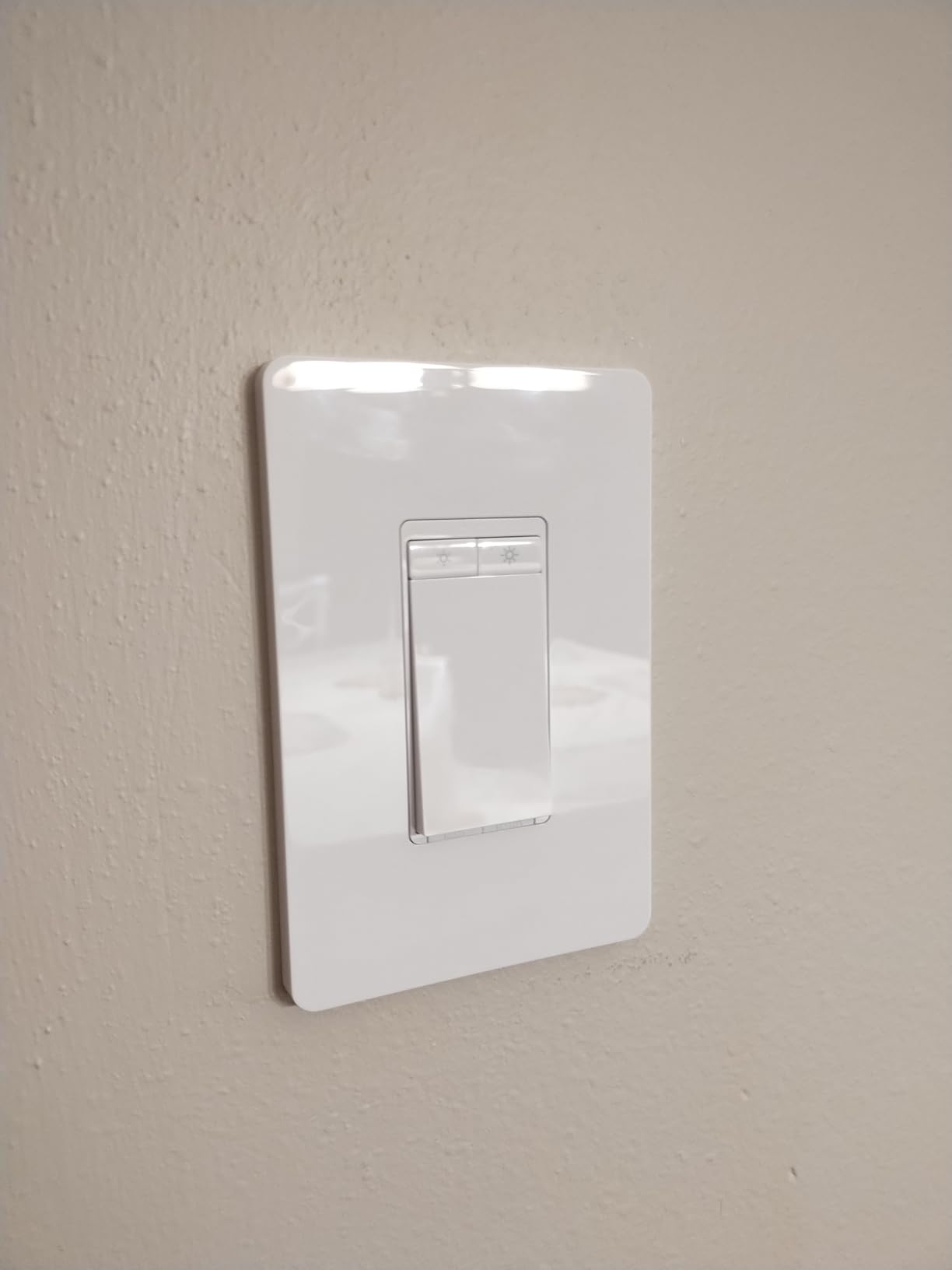 Kasa Smart Dimmer Switch HS220, Single Pole, Needs Neutral Wire, 2.4GHz Wi-Fi Light Switch Works with Alexa and Google Home, UL Certified, No Hub Required customer photo 2