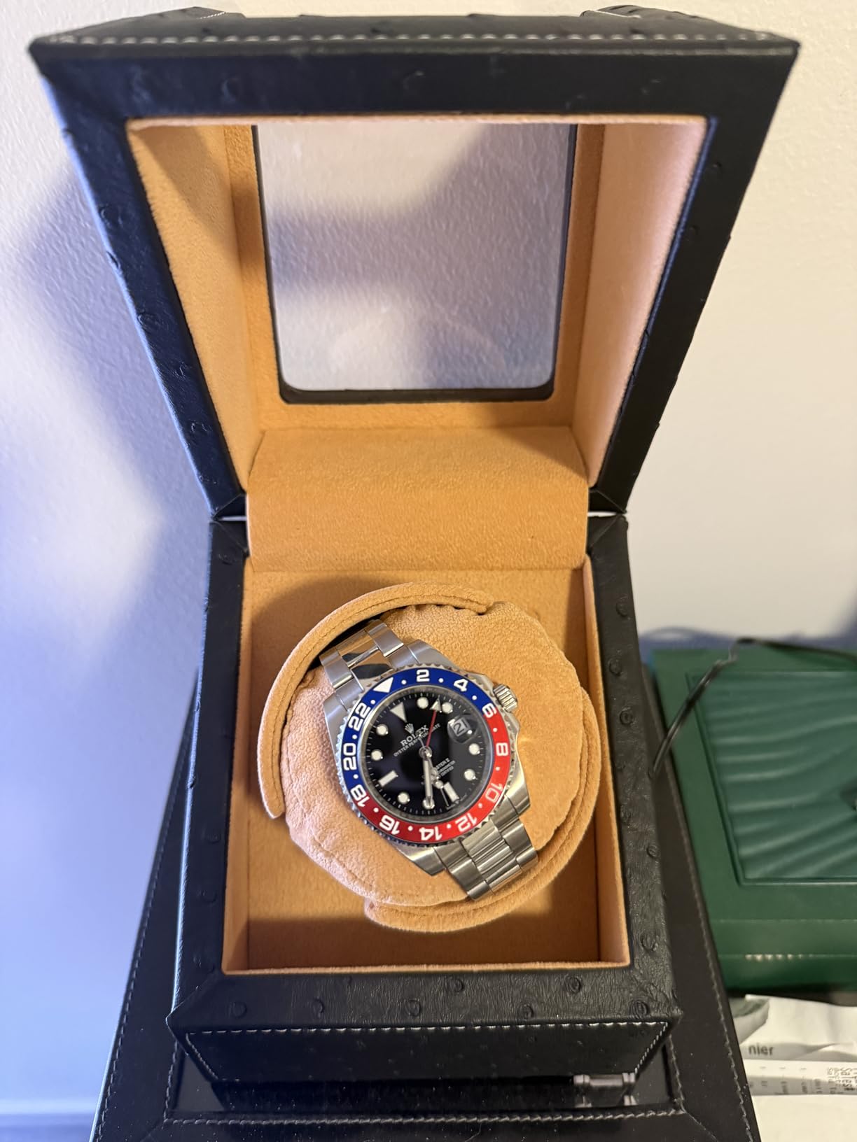 DRIKLUX Automatic Single Watch Winder for Rolex and Other Luxury Watches - Quiet Motor, Premium Black Ostrich Leather Exterior and Soft Flexible Watch Pillows customer photo 1