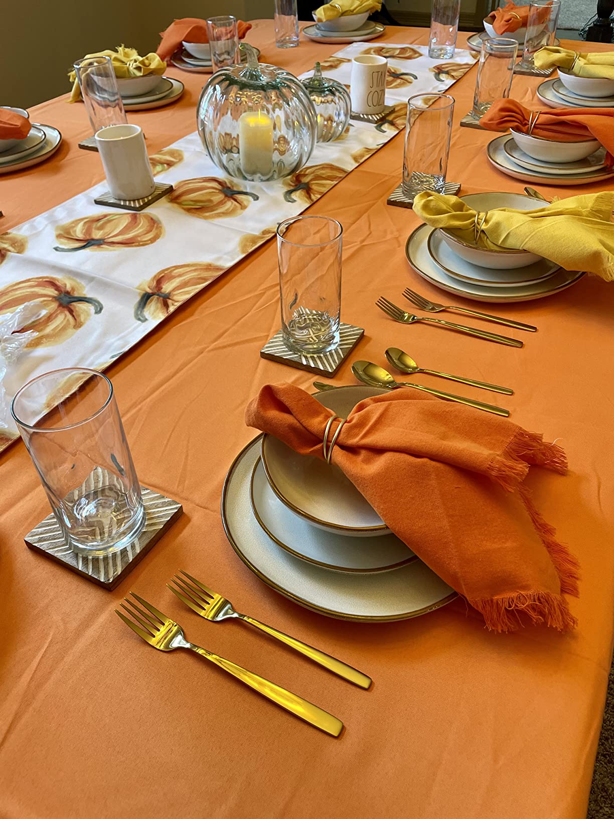 Berglander 20 Piece Titanium Gold Plated Stainless Steel Flatware Set, 20 Pieces Golden Silverware Set, Golden Cutlery Set, Service for 4 (shiny Gold) customer photo 2