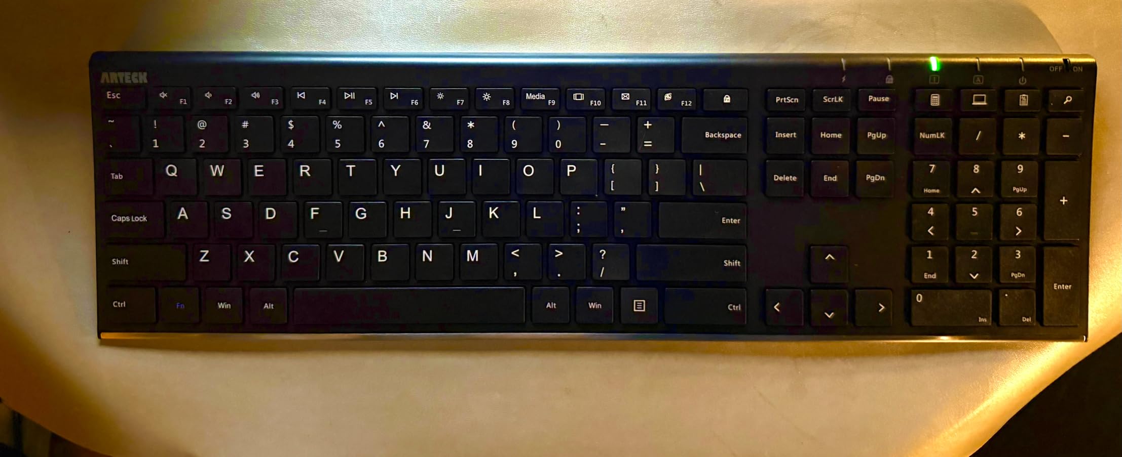 Arteck 2.4G Wireless Keyboard Stainless Steel Ultra Slim Full Size Keyboard with Numeric Keypad for Computer/Desktop/PC/Laptop/Surface/Smart TV and Windows 10/8/7 Built in Rechargeable Battery customer photo 1