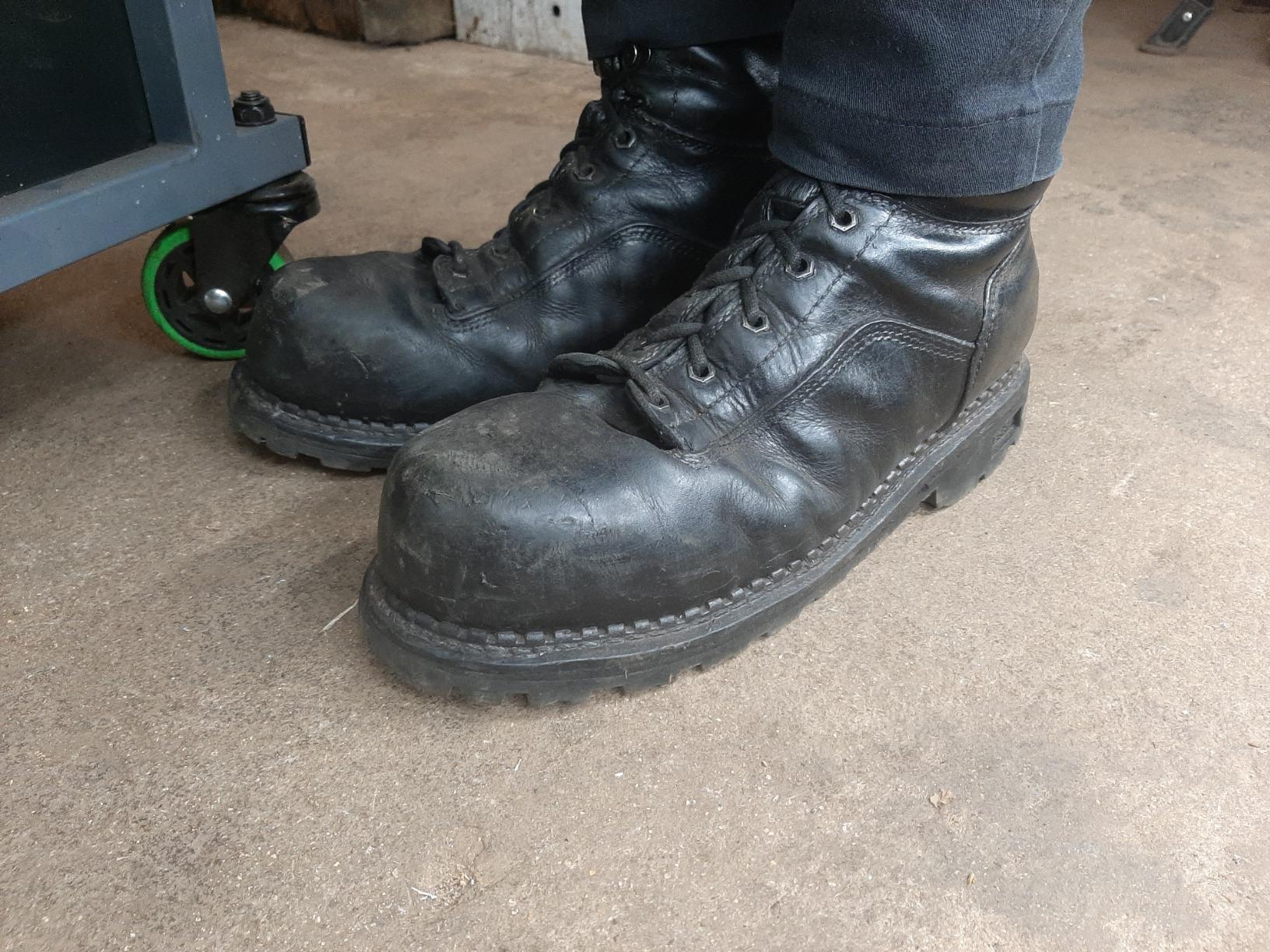 Georgia Boot Men's AMP LT Logger Waterproof Low Heel Work Boots customer photo 2