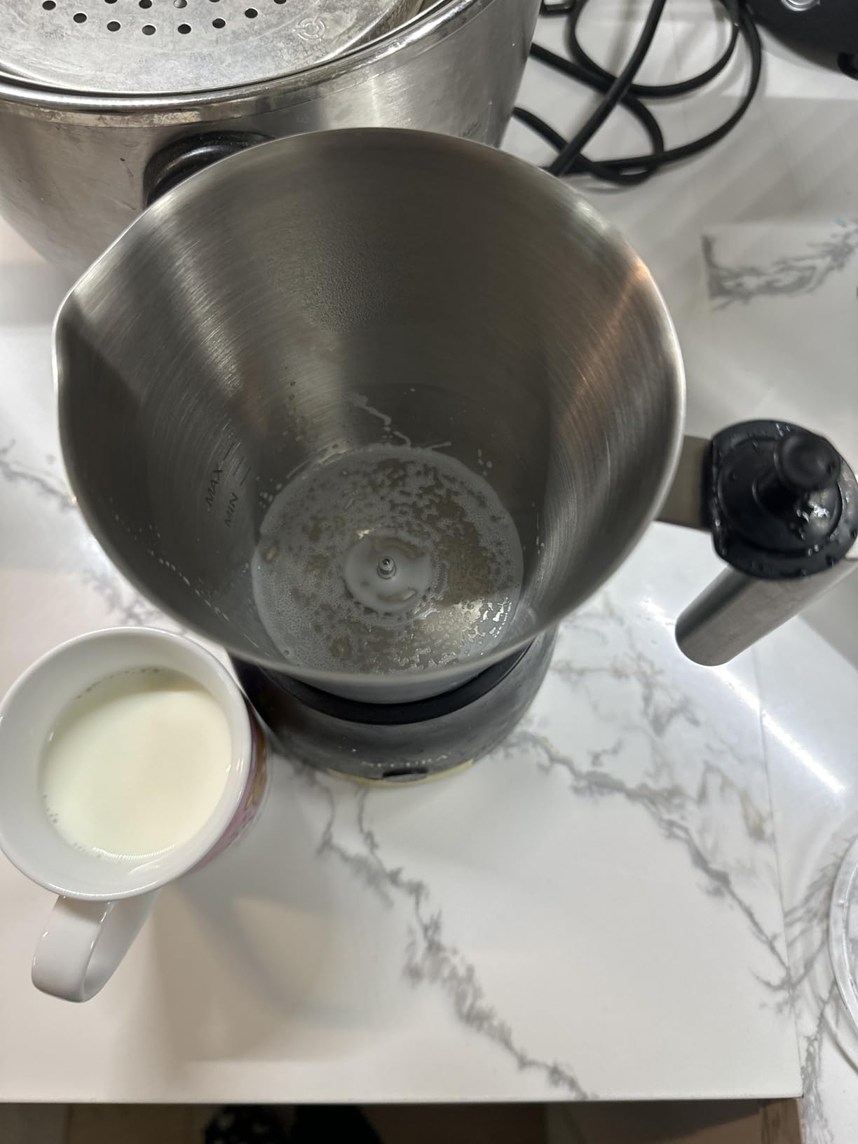Secura 17oz Electric Milk Frother and Steamer, Stainless Steel Detachable Milk Jug, 4-in-1 Hot and Cold Foam Maker for Latte, Cappuccino and Hot Chocolate, BPA and Teflon-Free, Dishwasher Safe customer photo 1