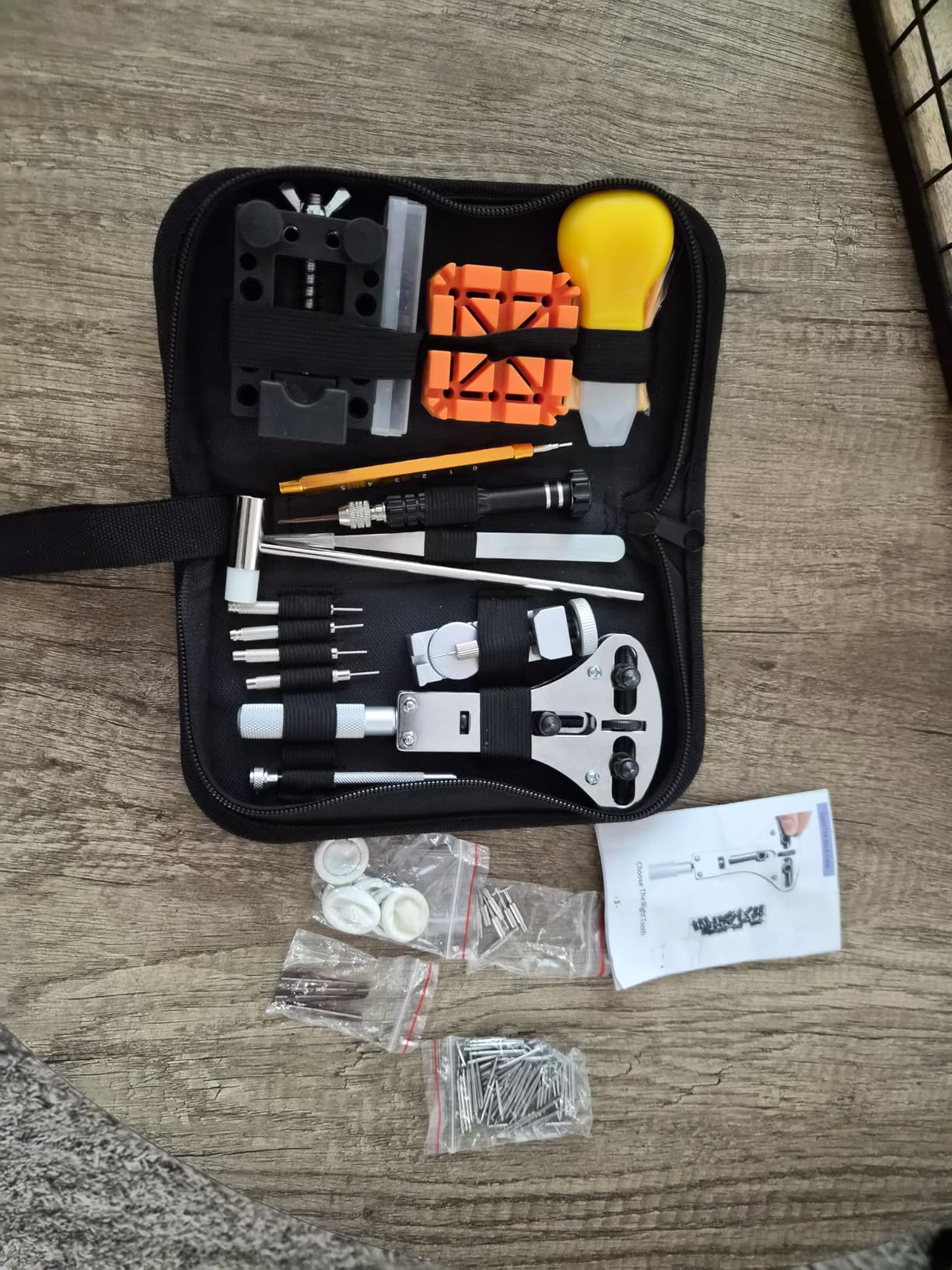 Watch Link Removal Kit, BYNIIUR Watch Repair Kit, Watch Case Opener Spring Bar Tools, Watch Battery Replacement Tool Kit, Watch Band Link Pin Tool Set with Carrying Case and Instruction Manual customer photo 2