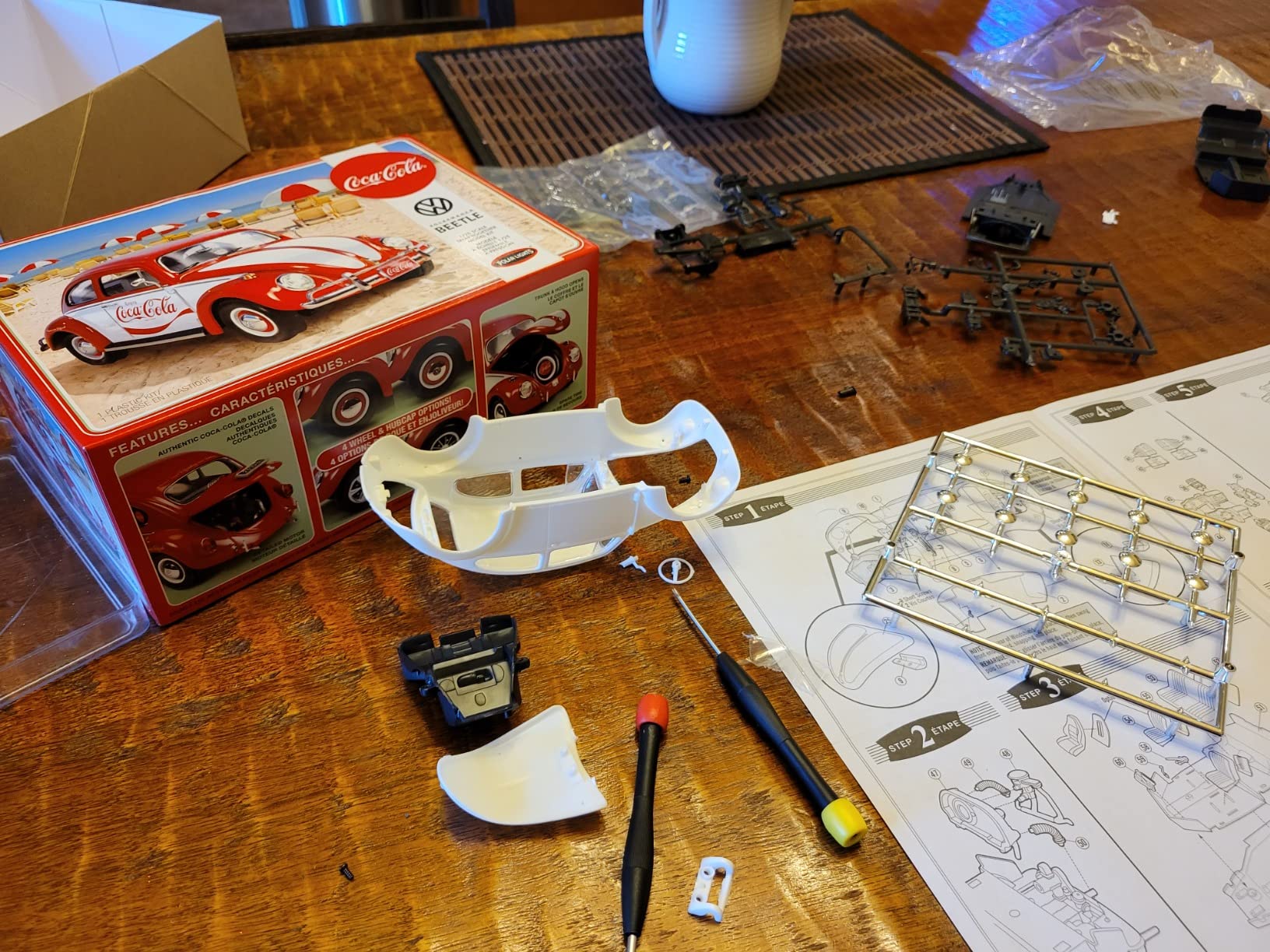 Polar Lights Volkswagen Beetle Snap (Coca-Cola) 1/25 Scale Model Kit customer photo 2